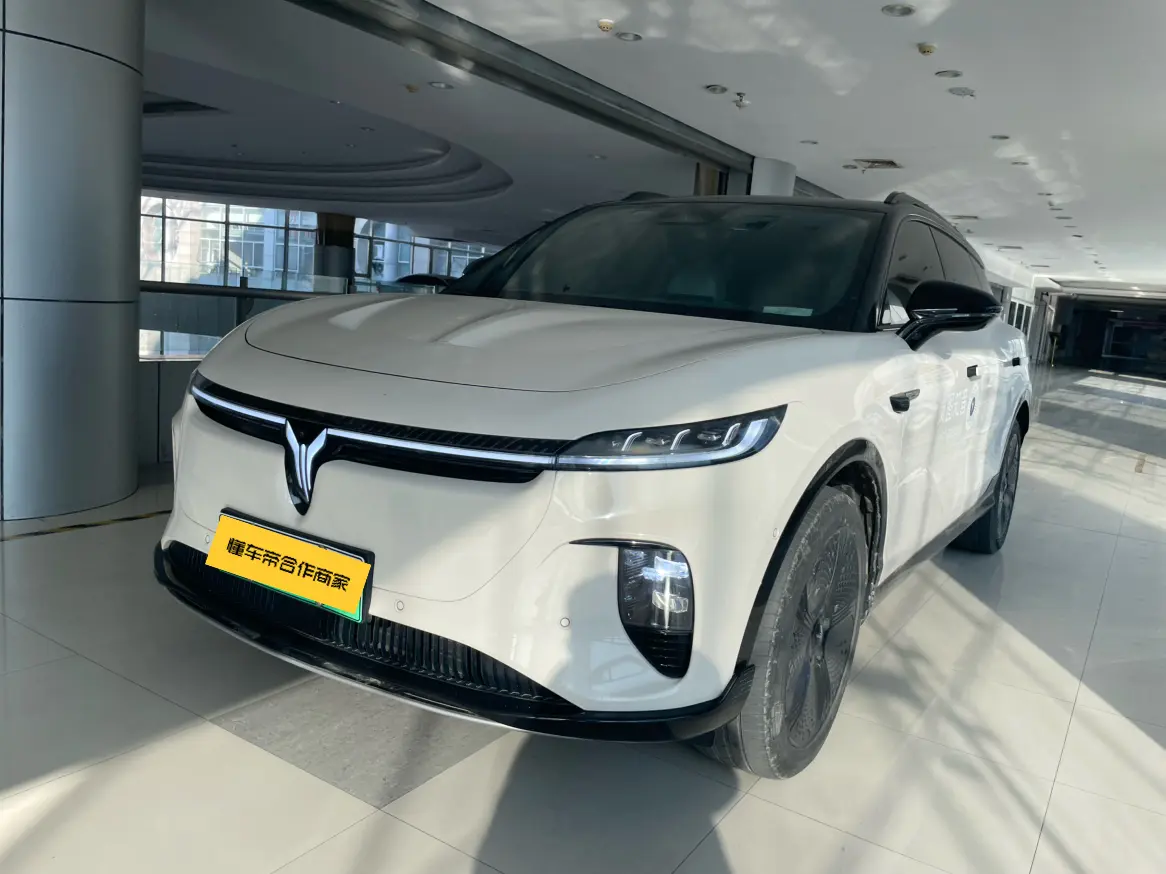 Voyah Courage  из Китая