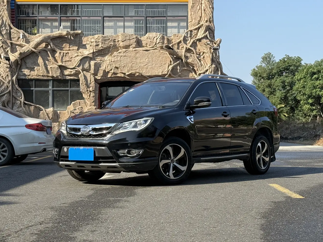 BYD S7  из Китая