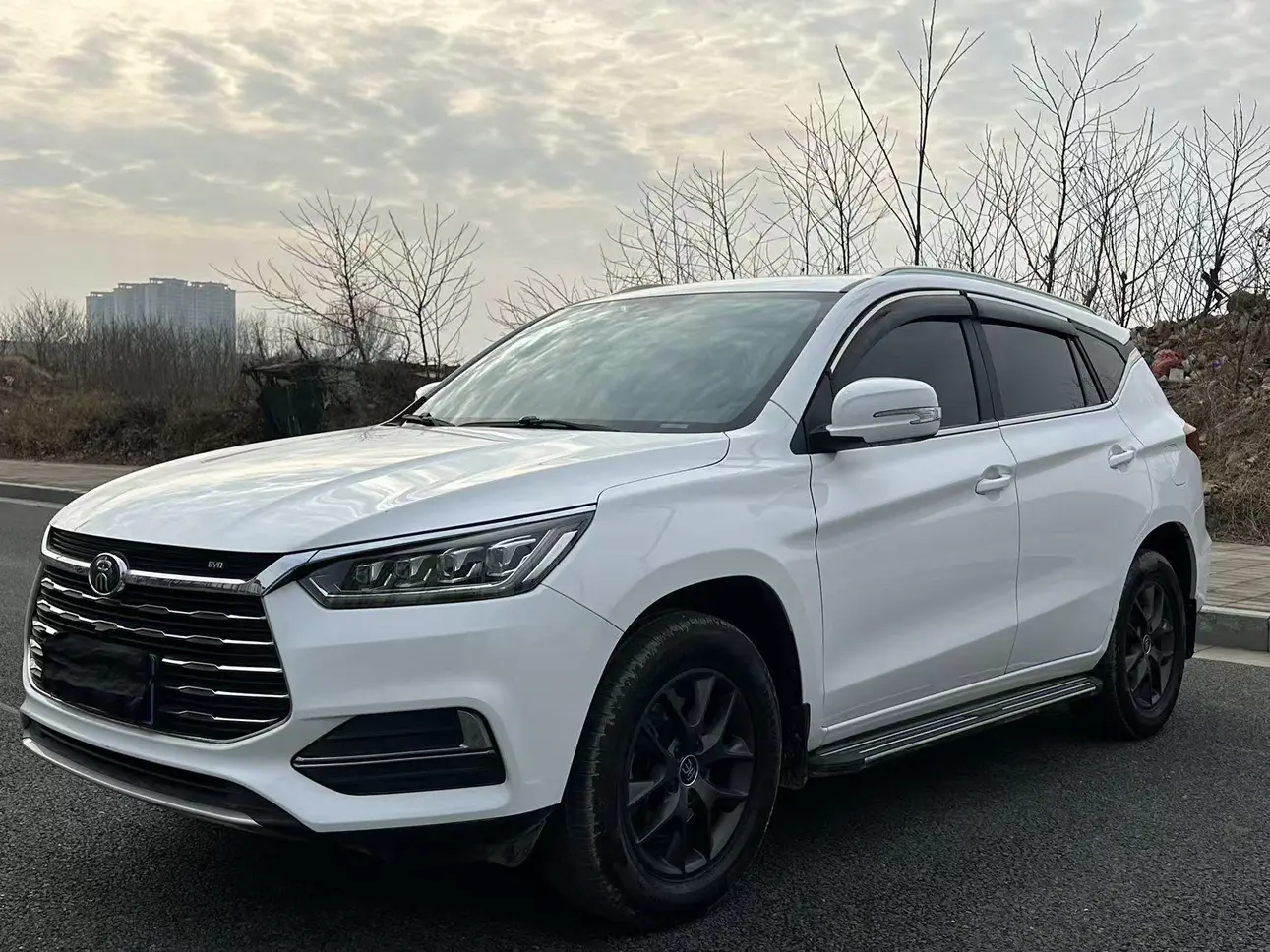 BYD Song  из Китая