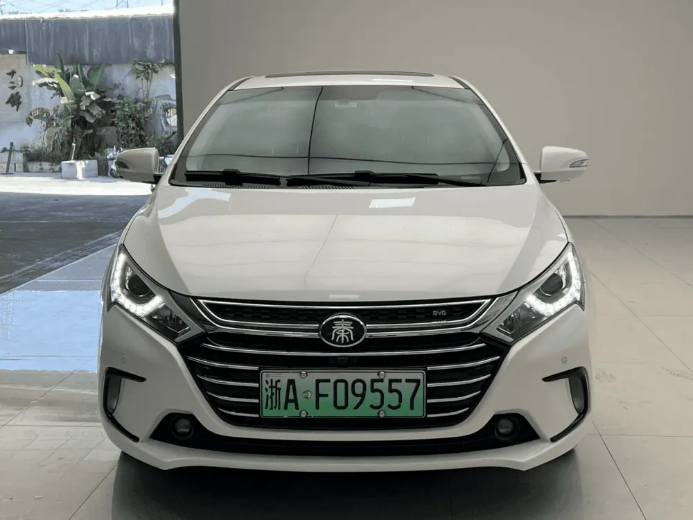 BYD Qin DM  из Китая