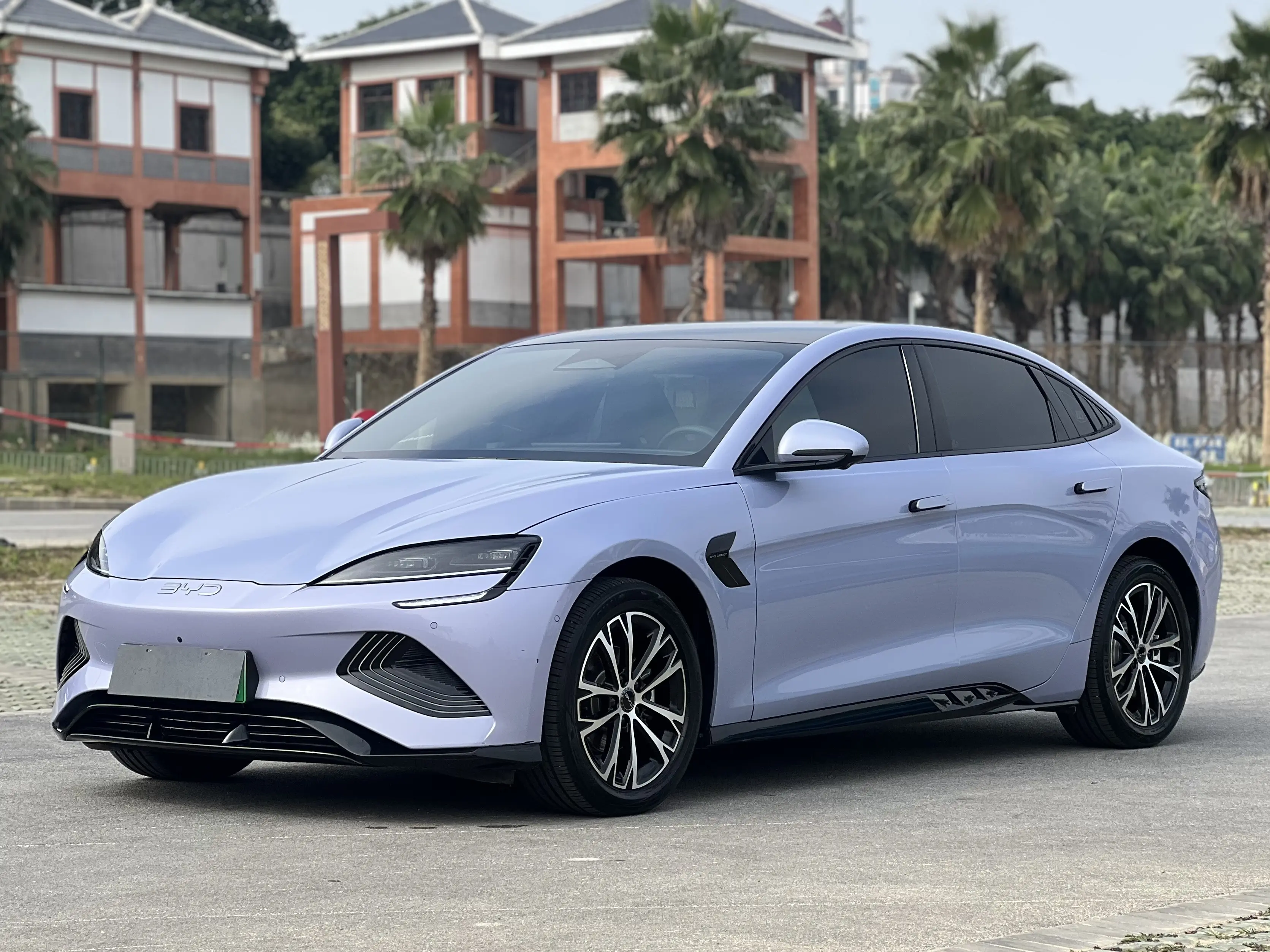 BYD Seal  из Китая