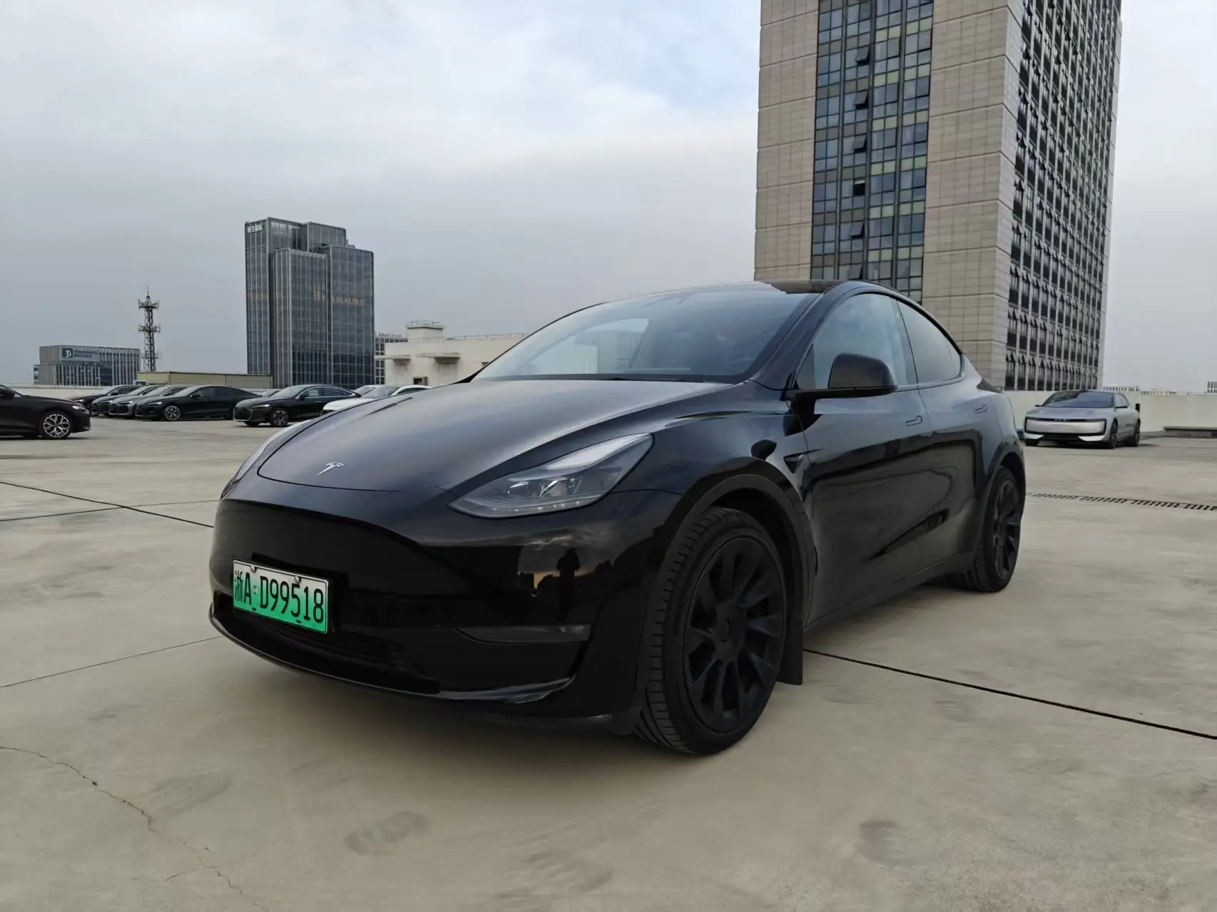 Tesla Model Y  из Китая