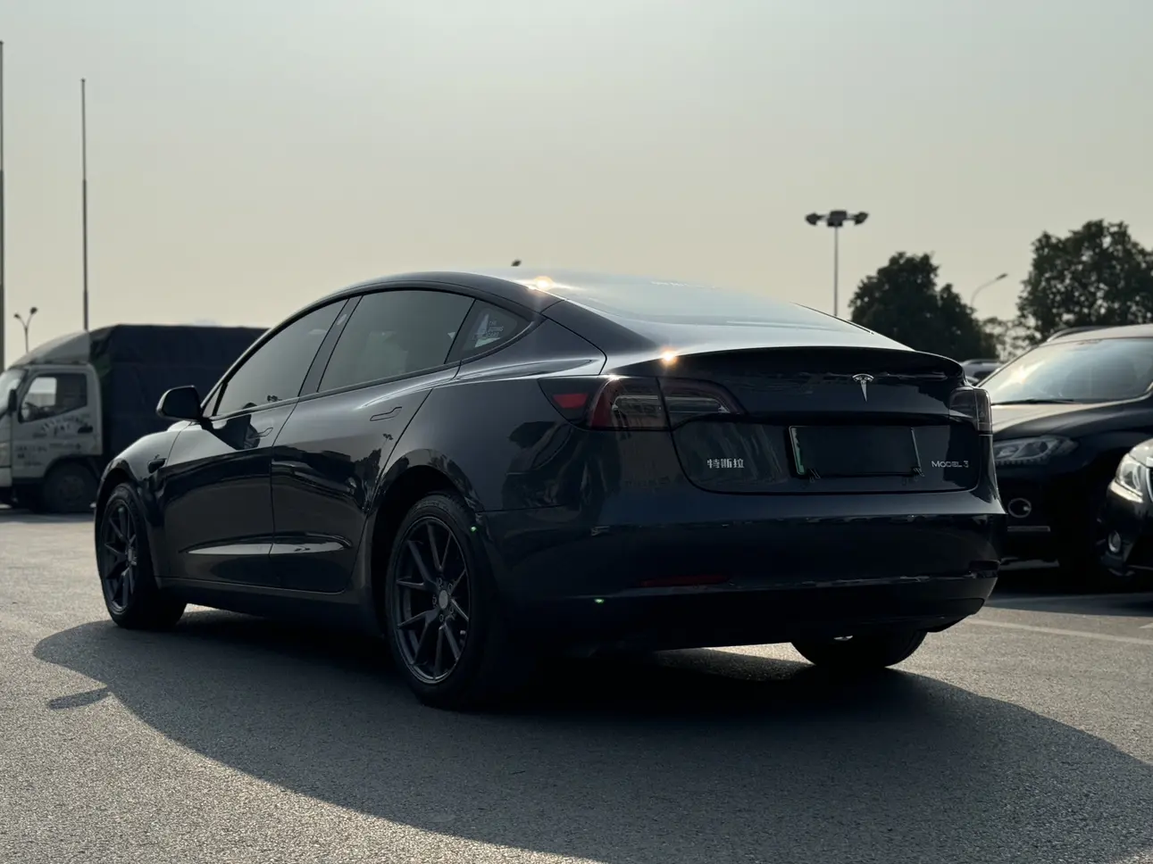 Tesla Model 3  из Китая