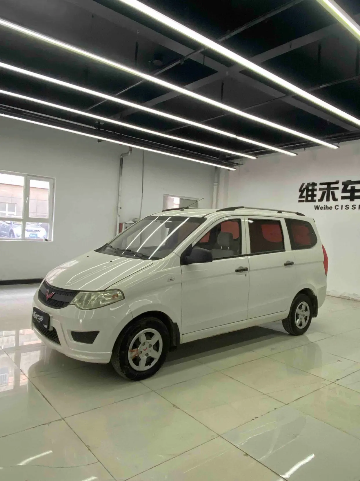 Wuling Hongguang  из Китая