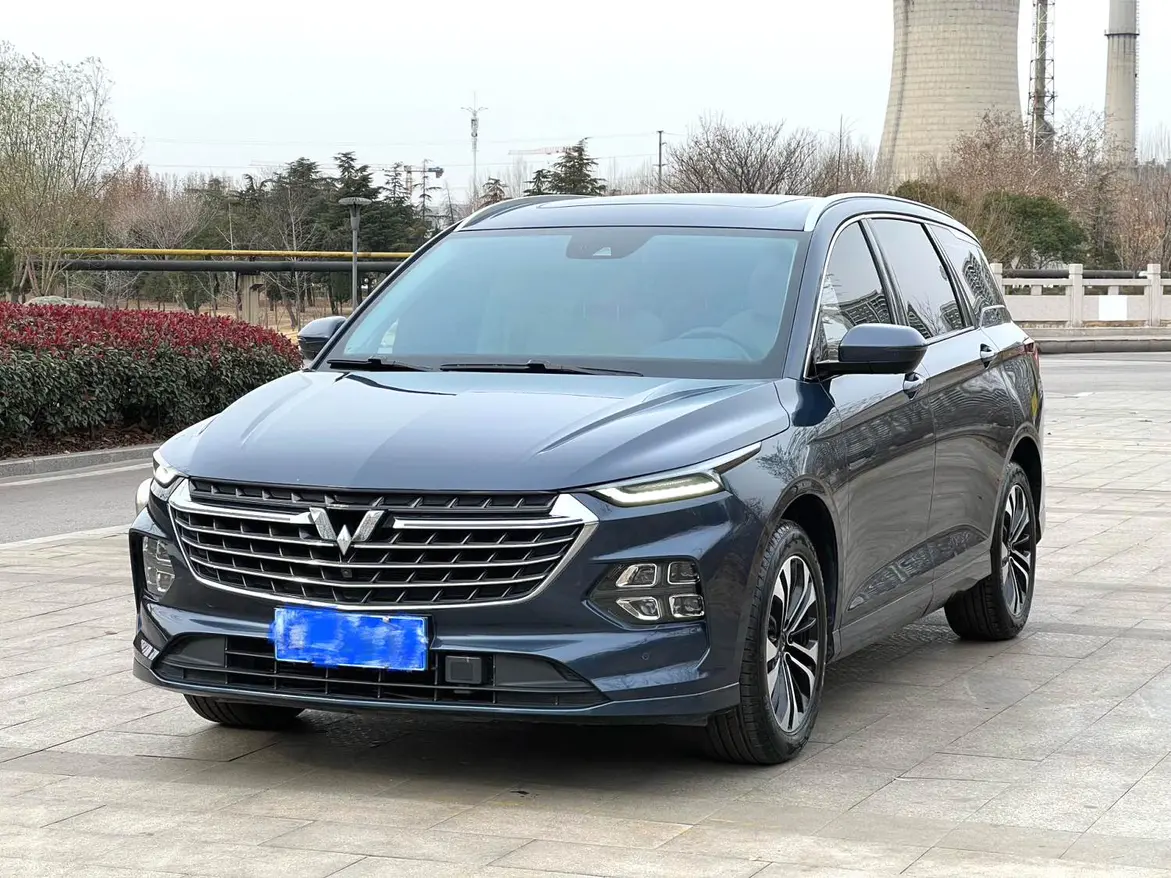 Wuling Capgemini Victory  из Китая