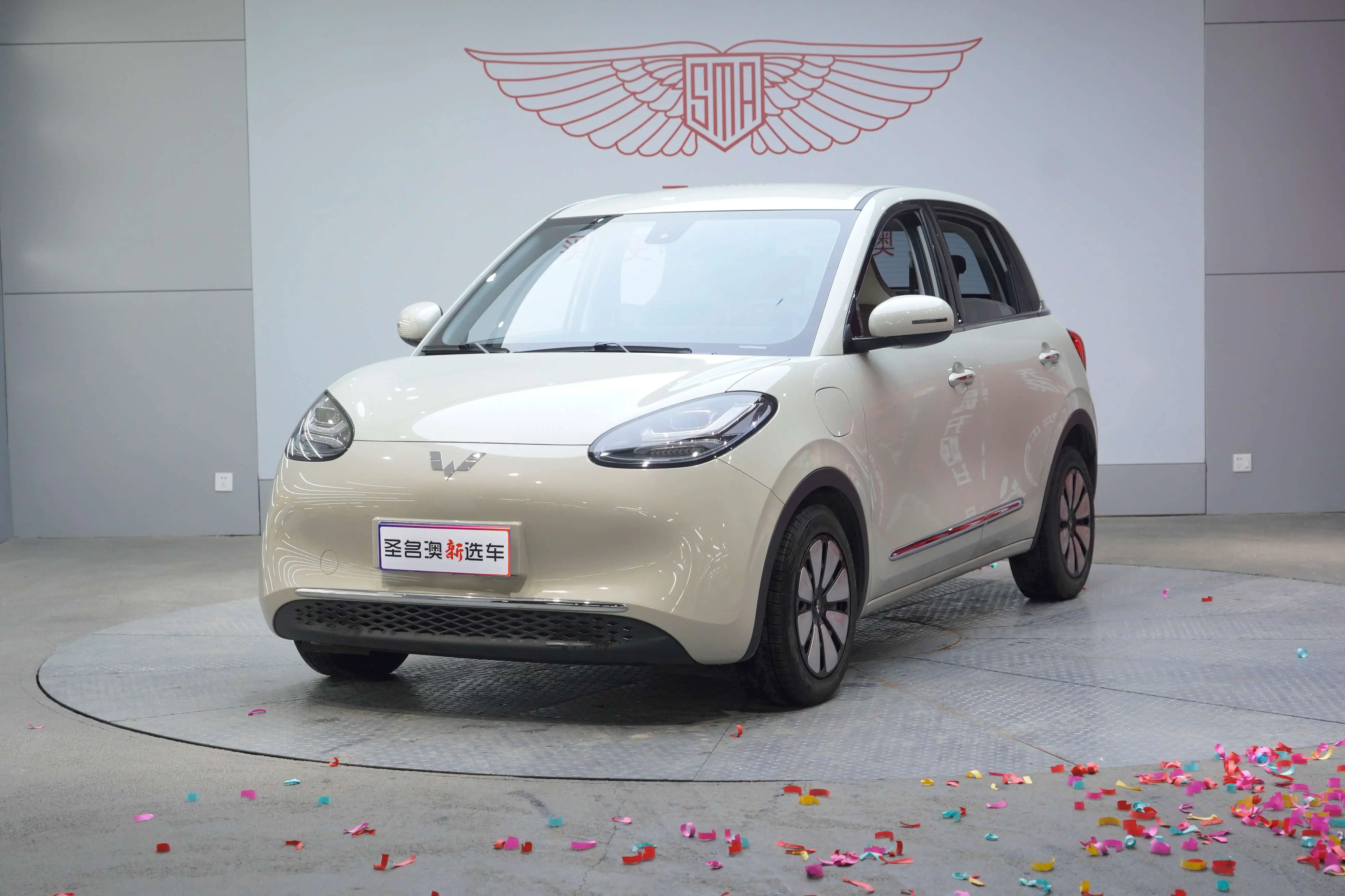 Wuling Bingo  из Китая