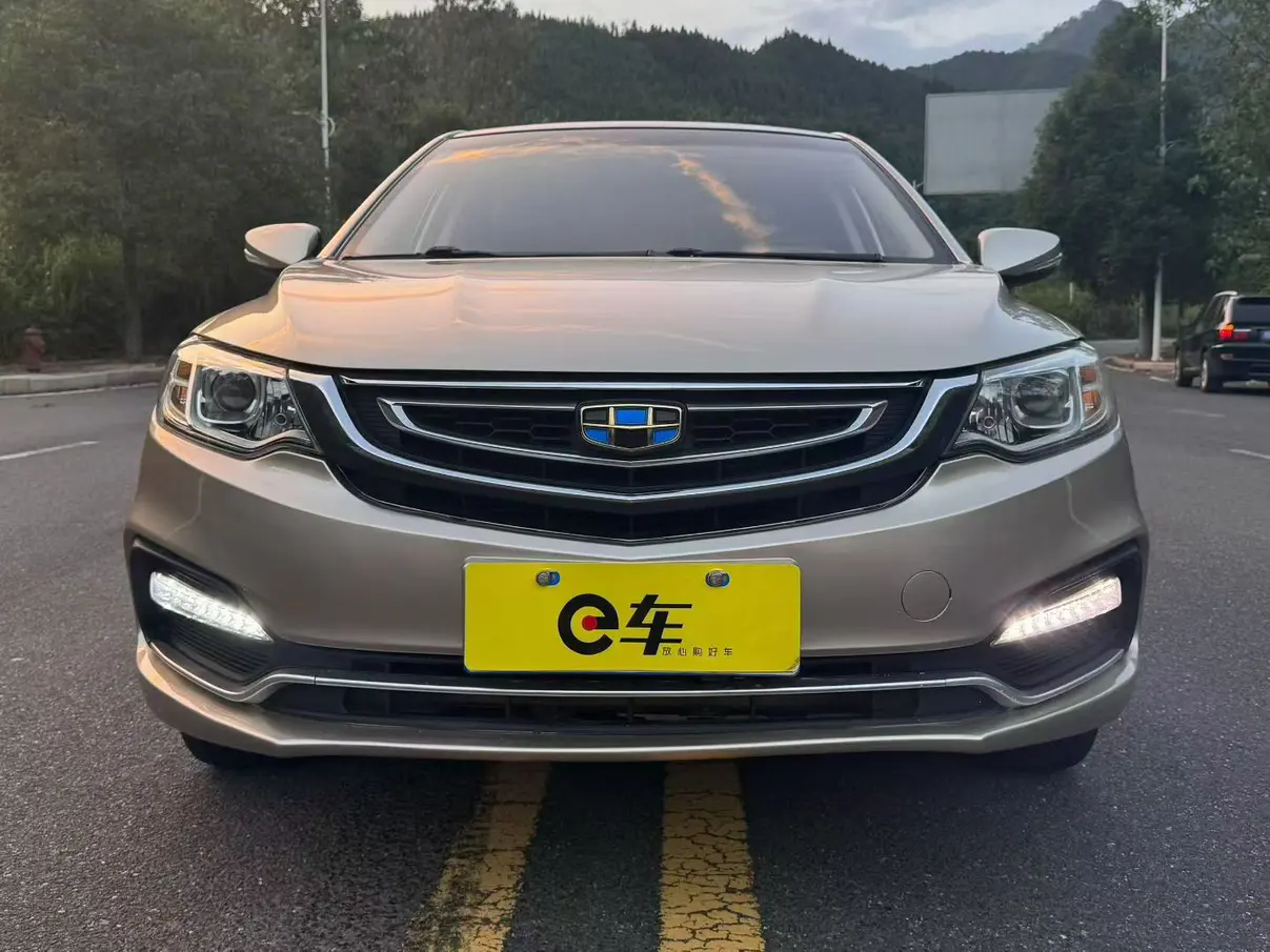 Geely Vision  из Китая