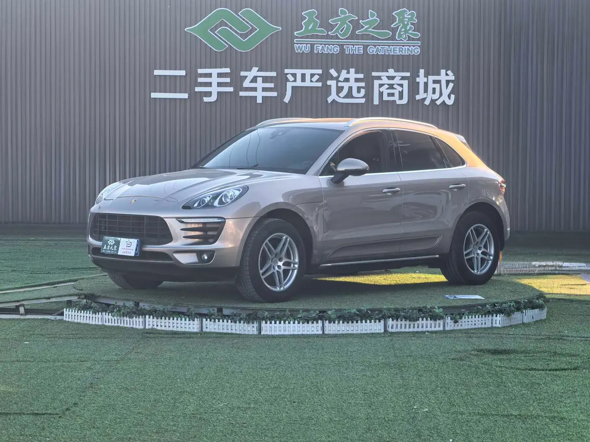 Porsche Macan  из Китая