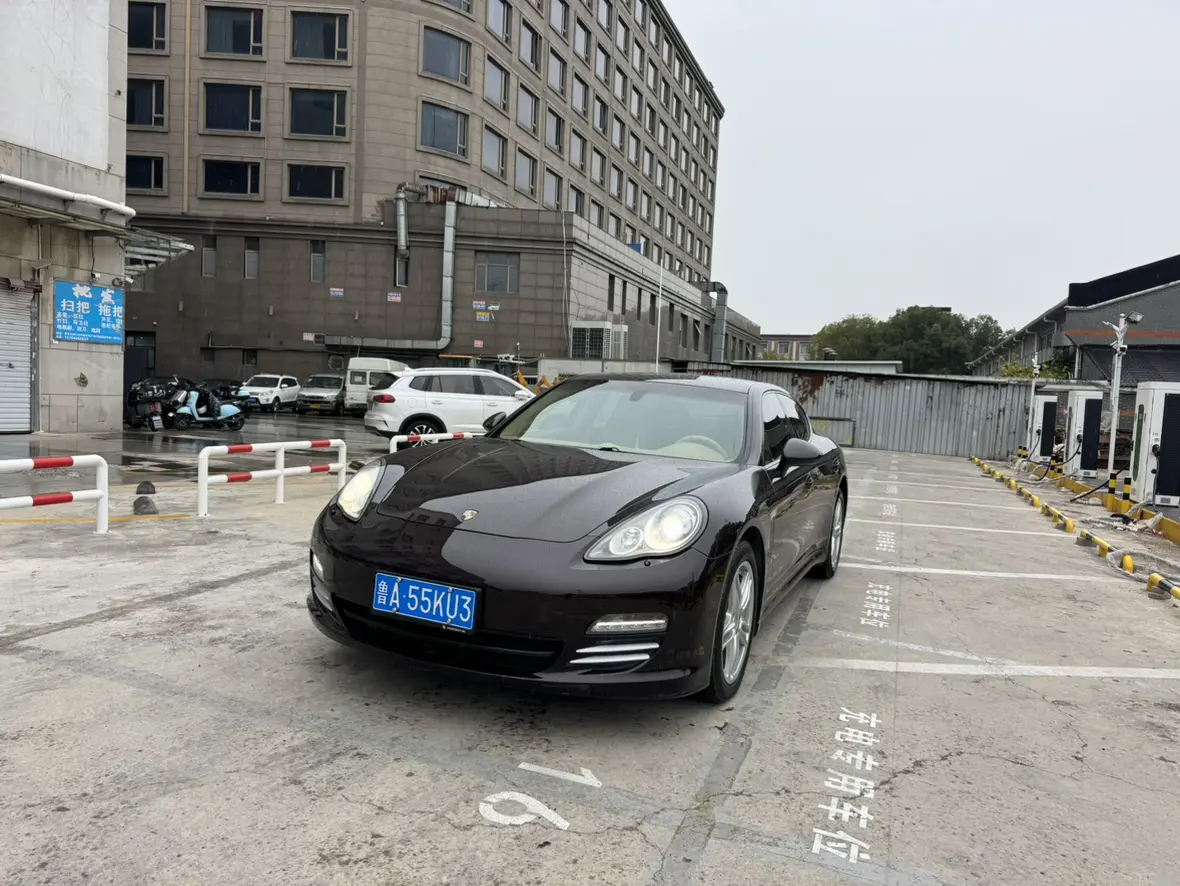 Porsche Panamera  из Китая