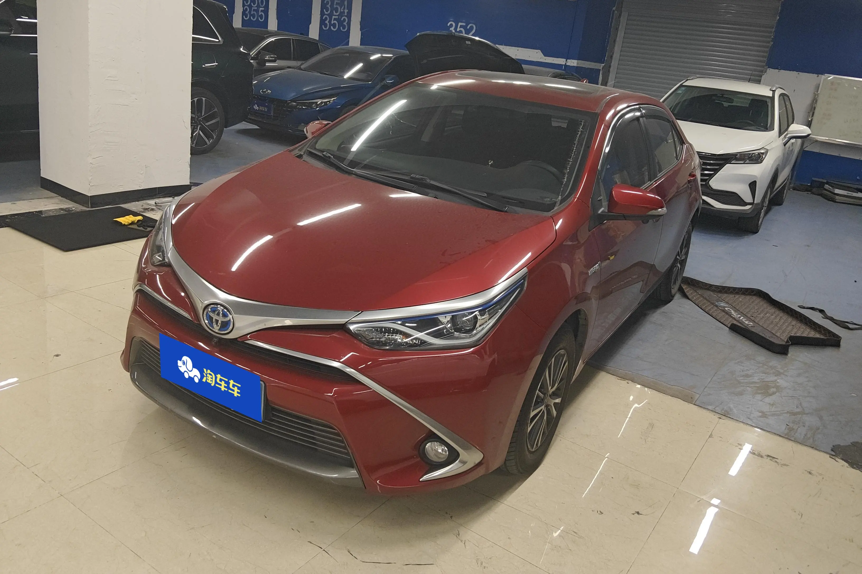 Toyota Levin (Lei Ling)  из Китая