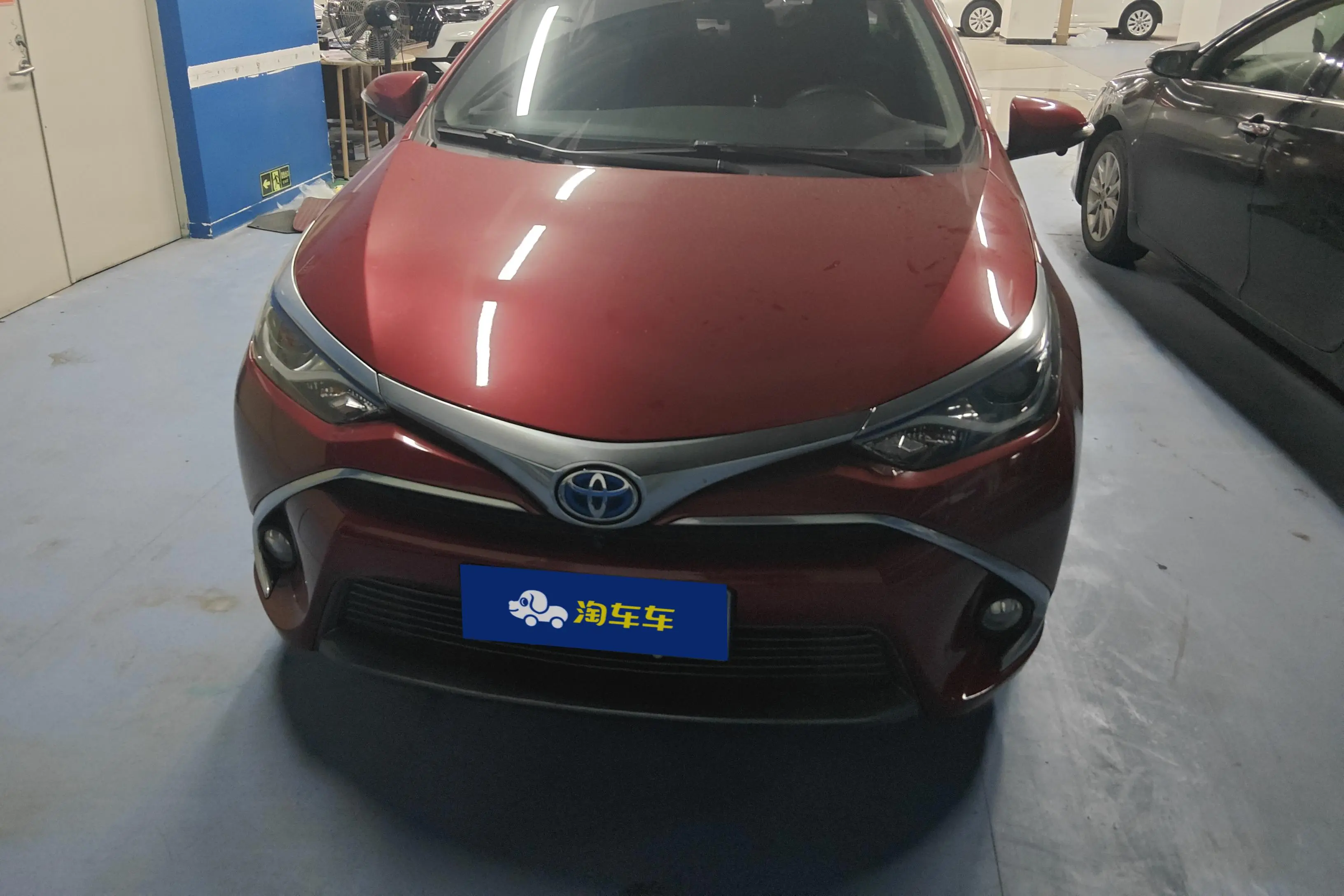 Toyota Levin (Lei Ling)  из Китая