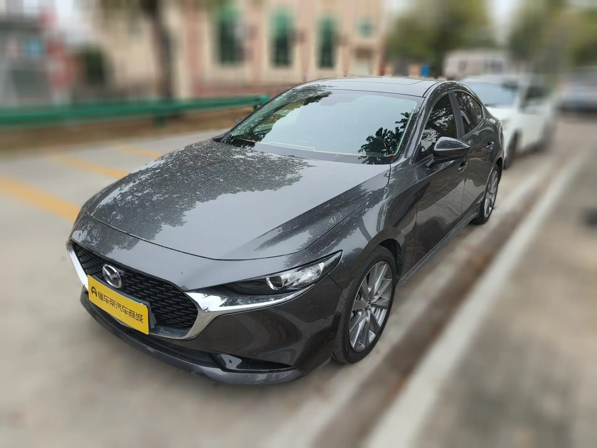 Mazda Axela (Mazda3)  из Китая