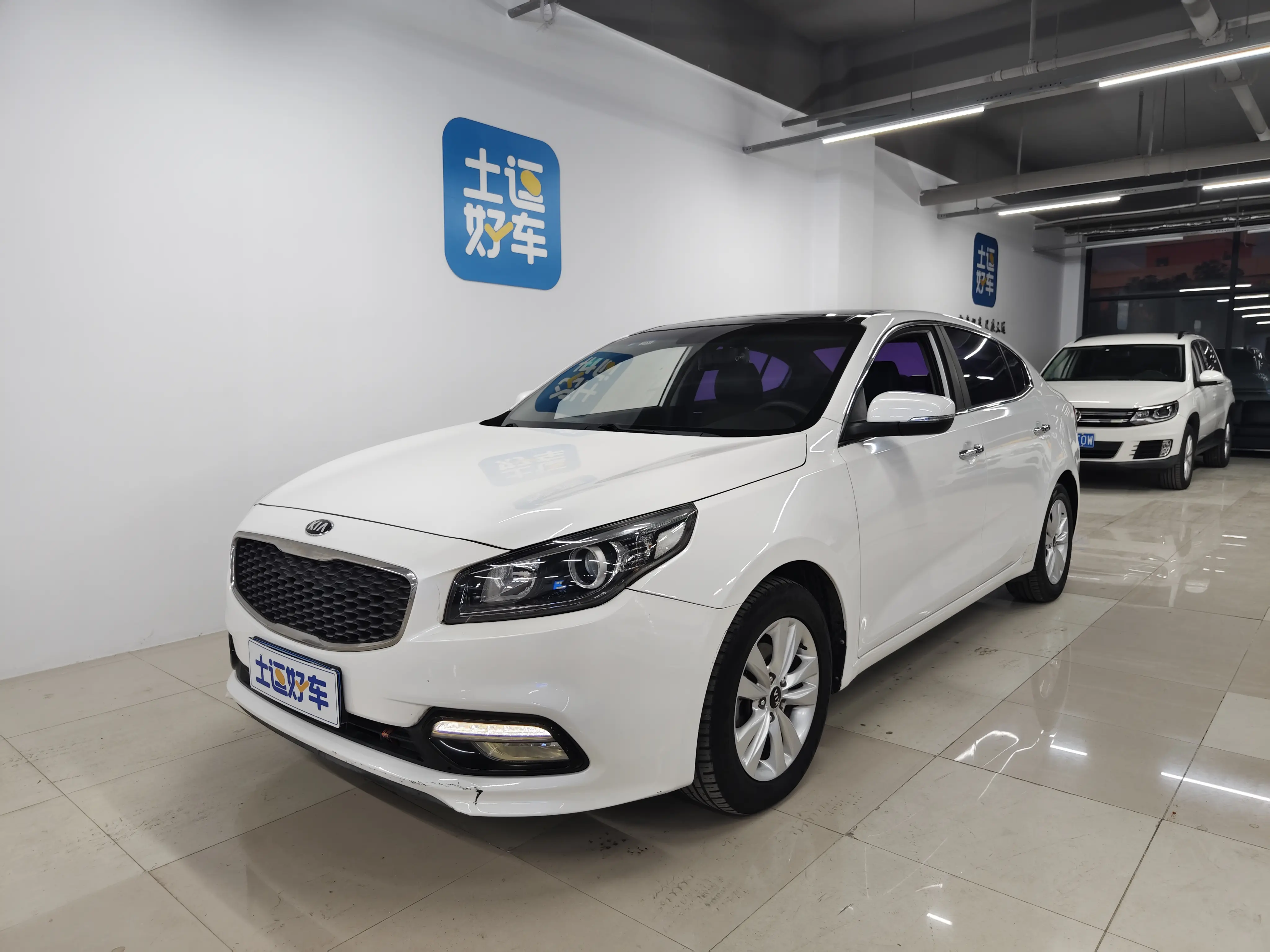 Kia K4  из Китая