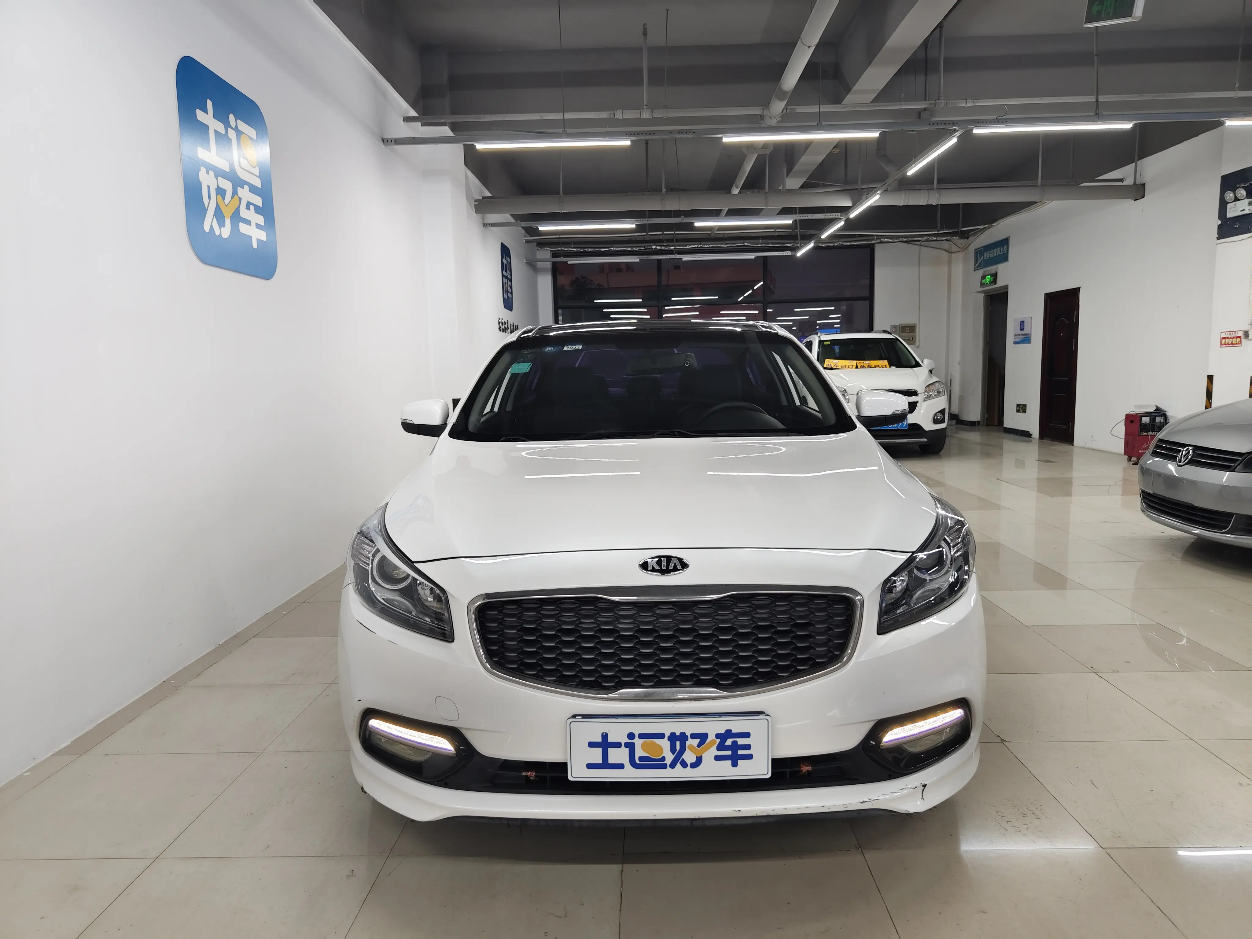 Kia K4  из Китая