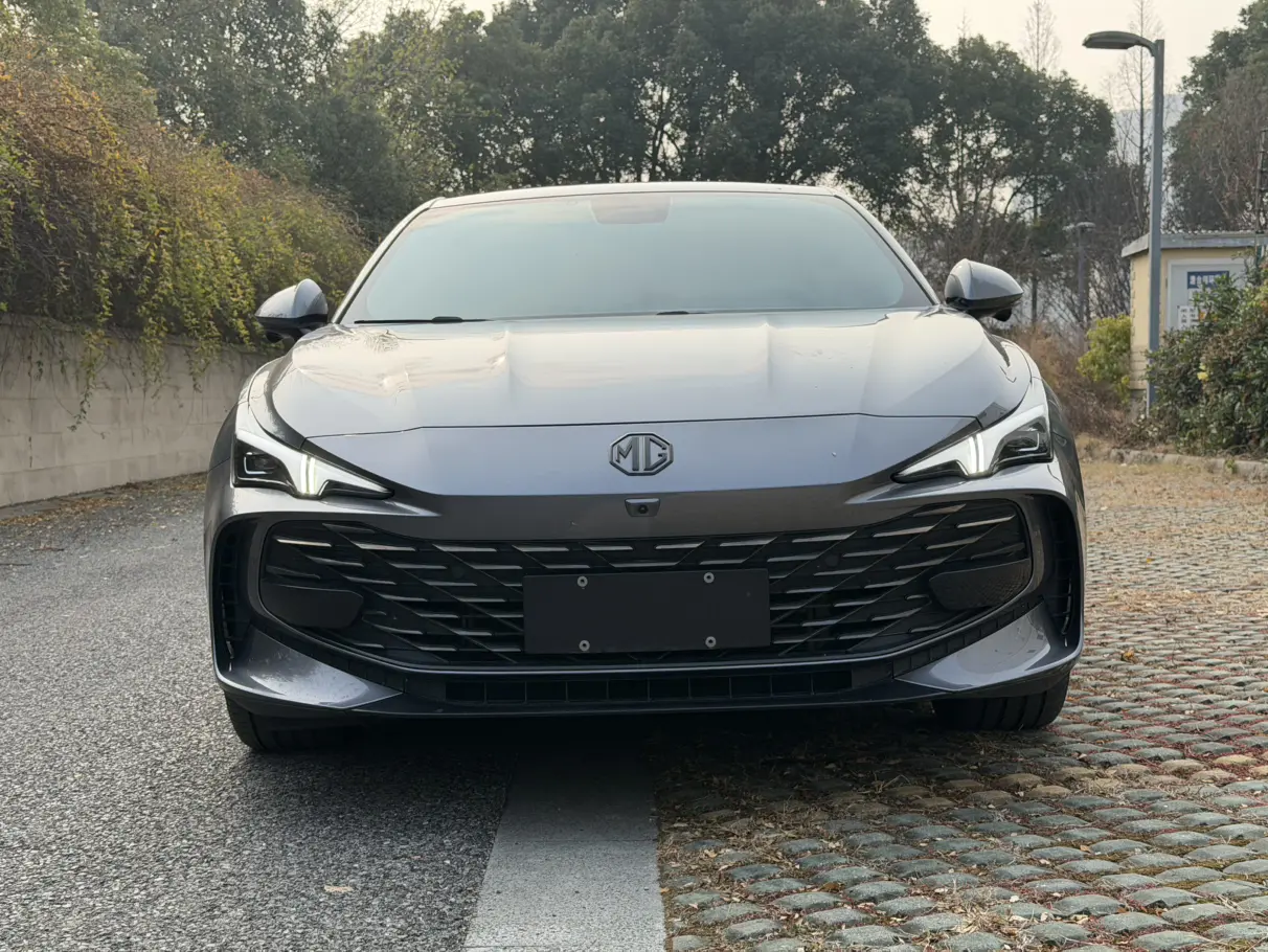 MG 7  из Китая