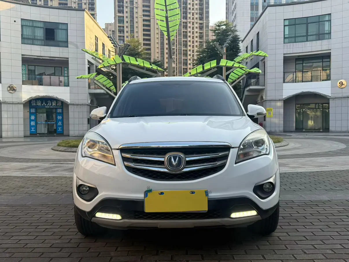 Changan CS35  из Китая