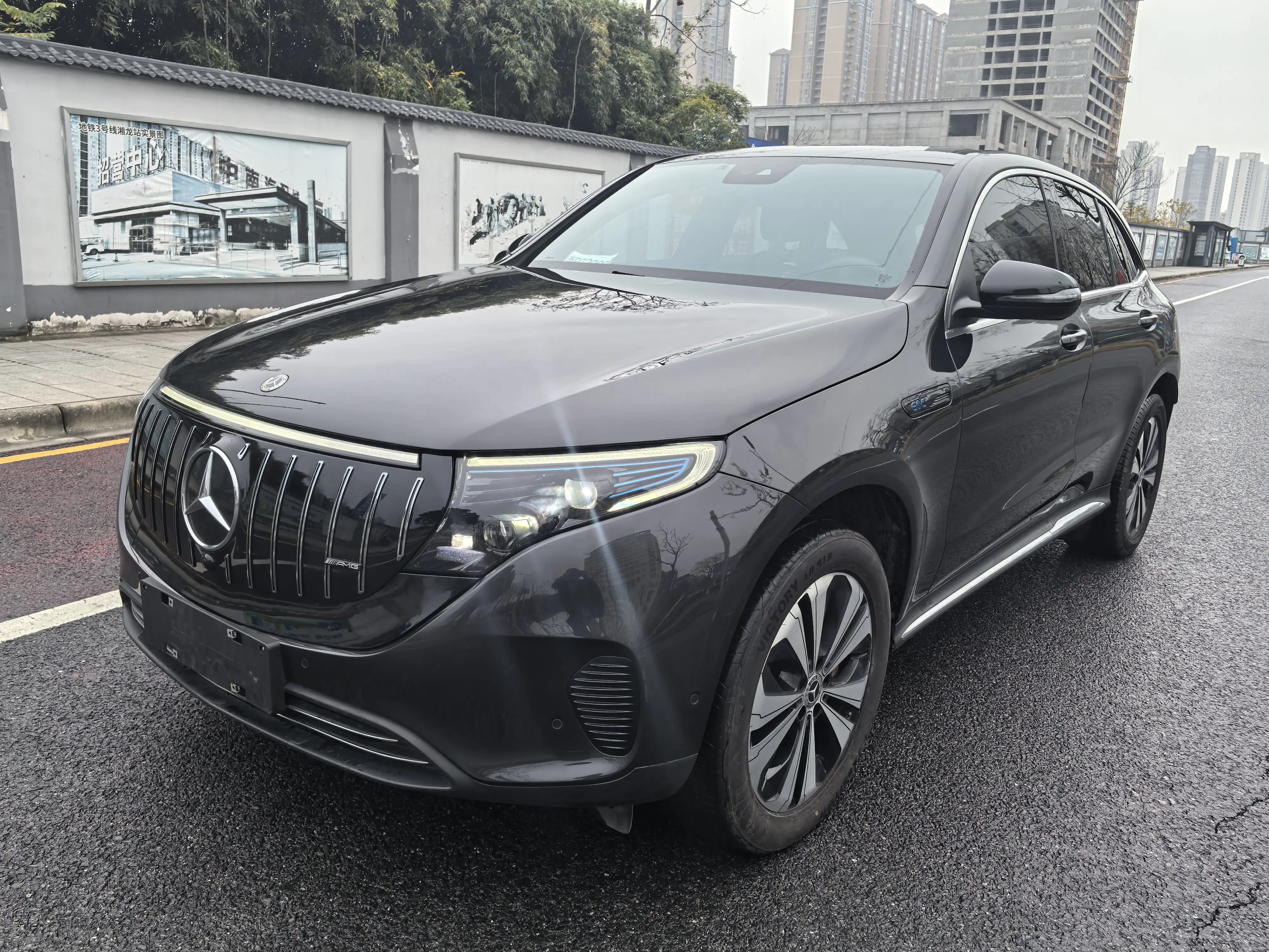 Mercedes-Benz EQC  из Китая