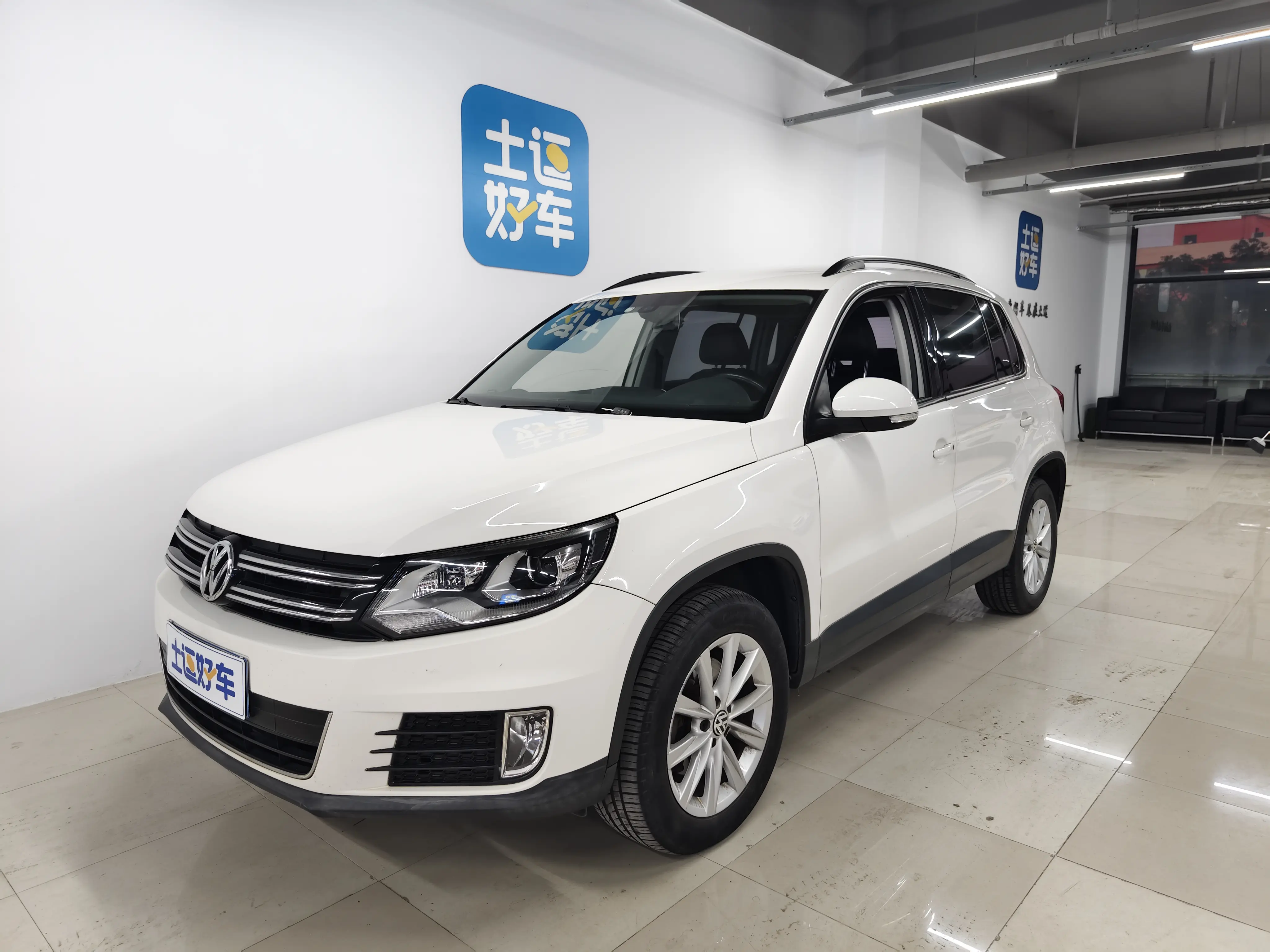Volkswagen Tiguan  из Китая