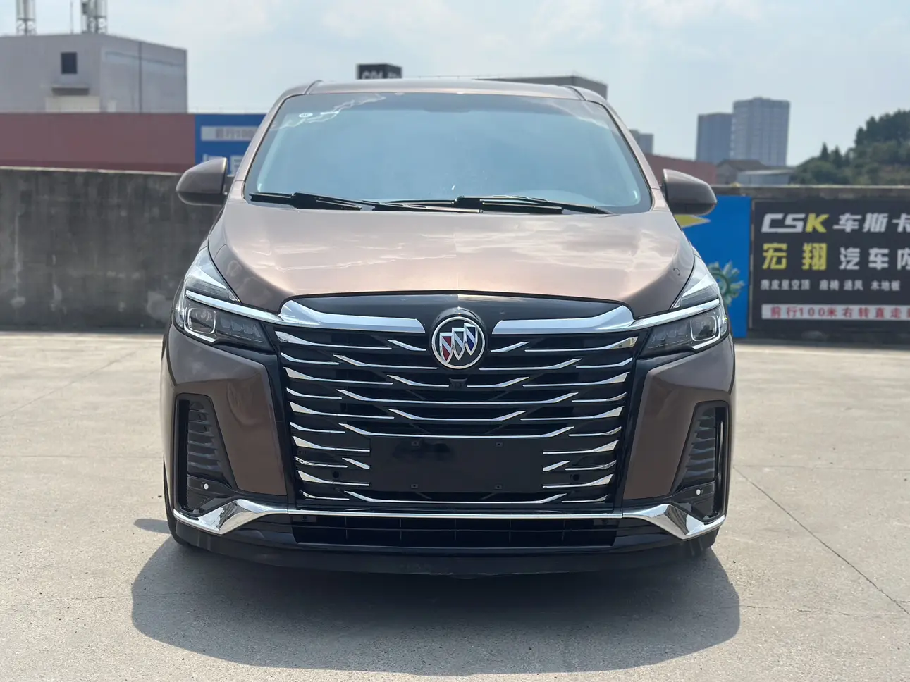 Buick GL8  из Китая