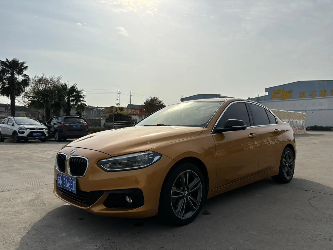 BMW 1 Series  из Китая