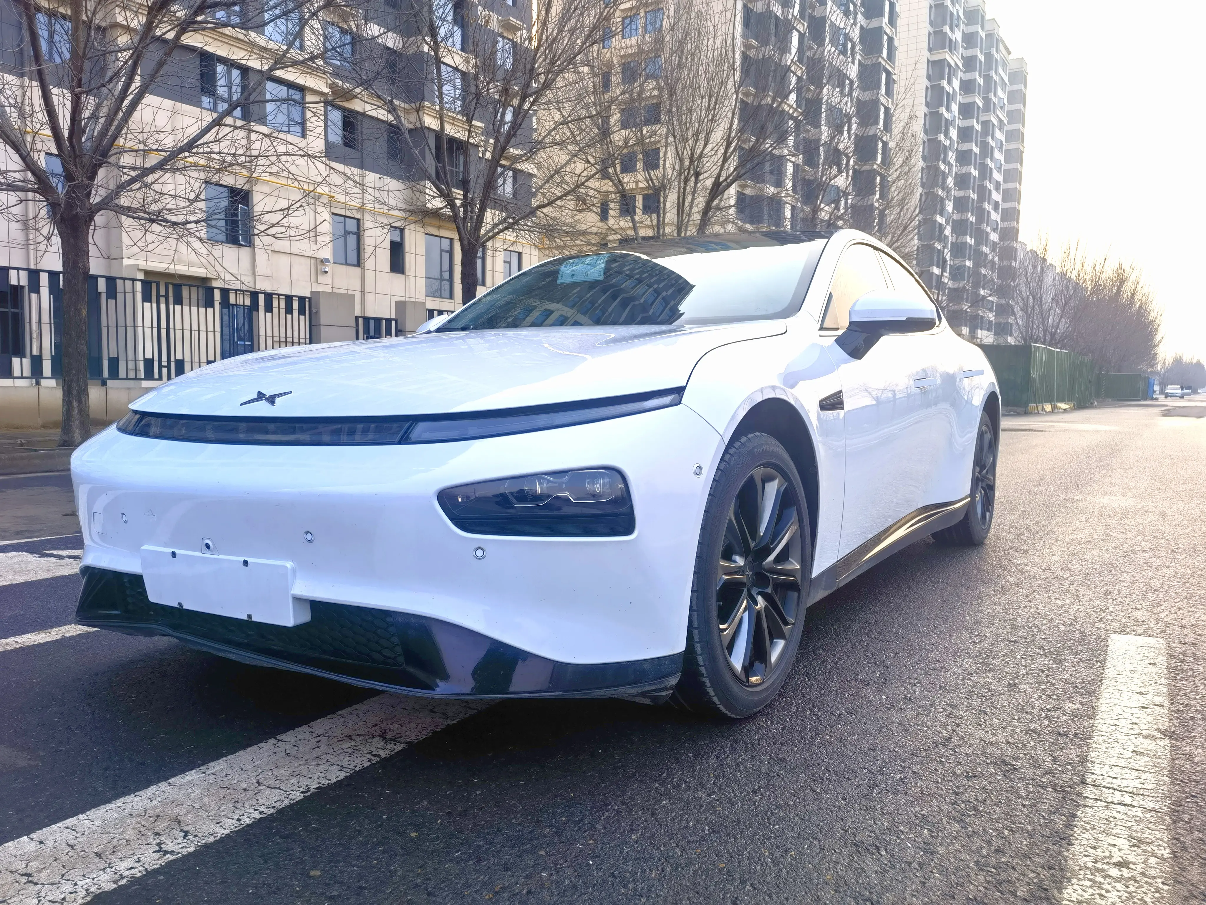 Xpeng P7  из Китая