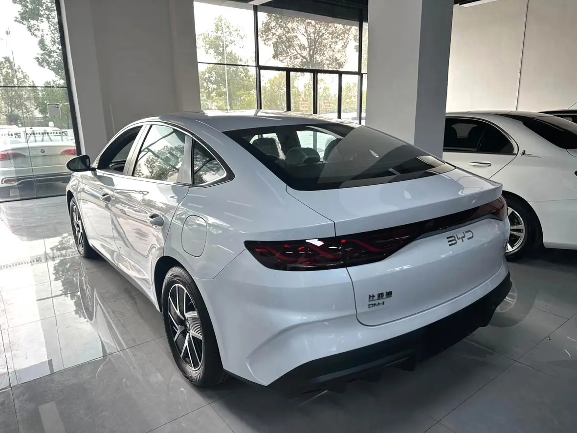 BYD Qin L DM