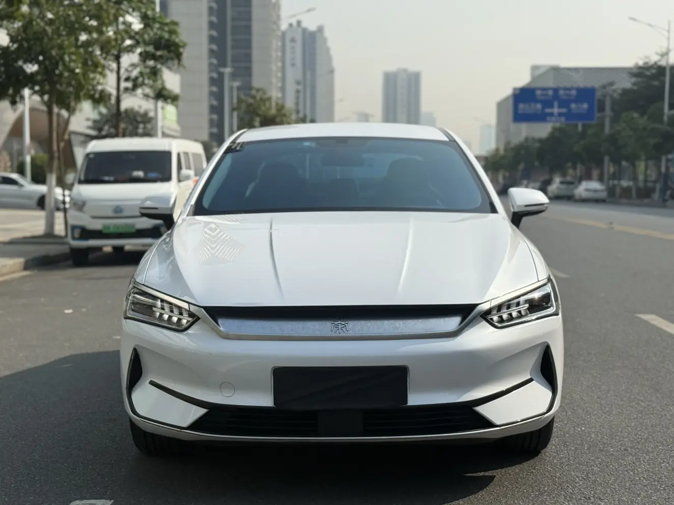 BYD Qin PLUS EV  из Китая