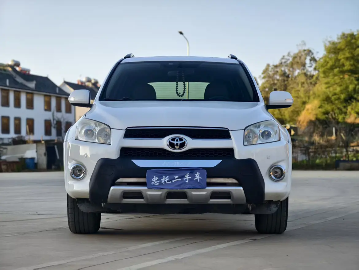 Toyota RAV4  из Китая