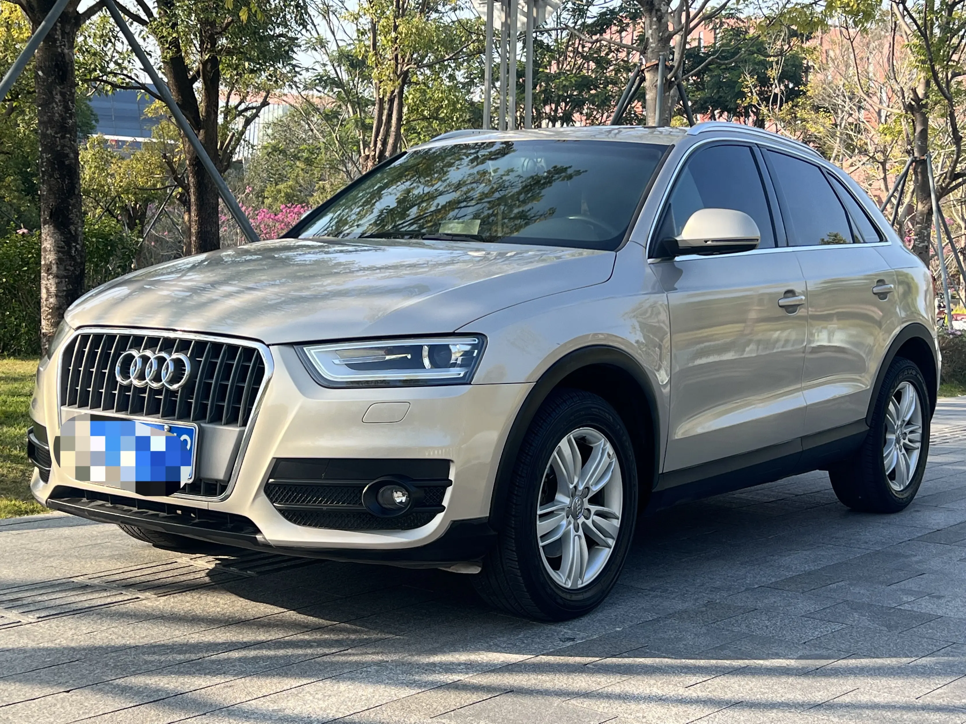 Audi Q3  из Китая