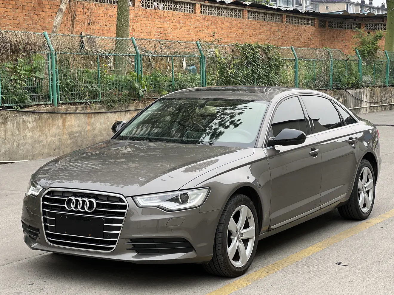 Audi A6L  из Китая