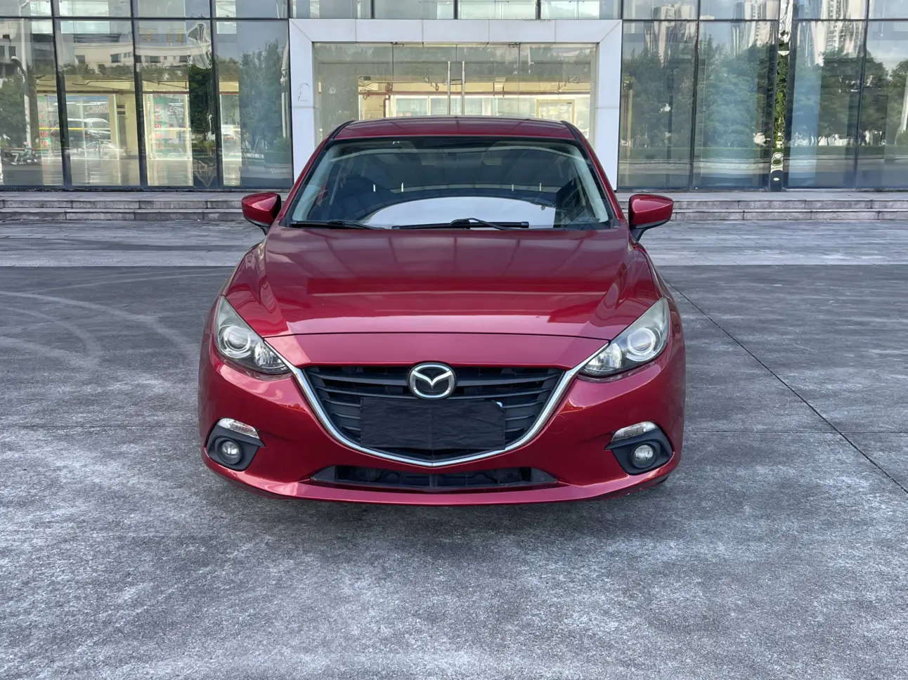 Mazda Axela (Mazda3)  из Китая