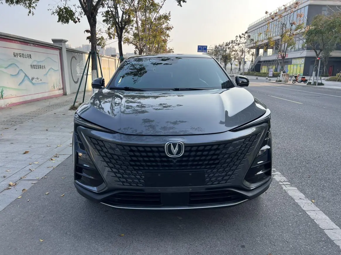 Changan UNI-T  из Китая