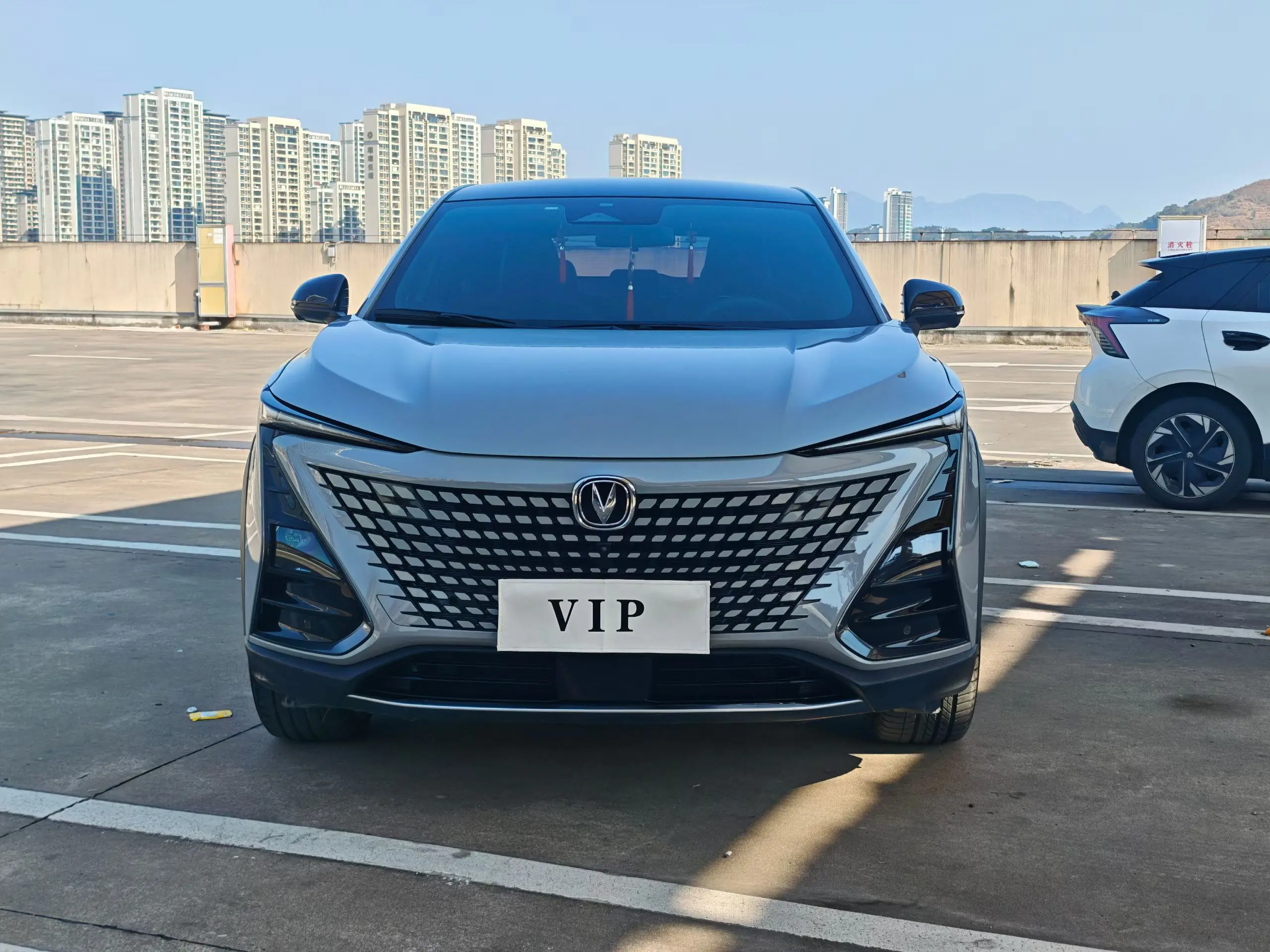 Changan UNI-T  из Китая