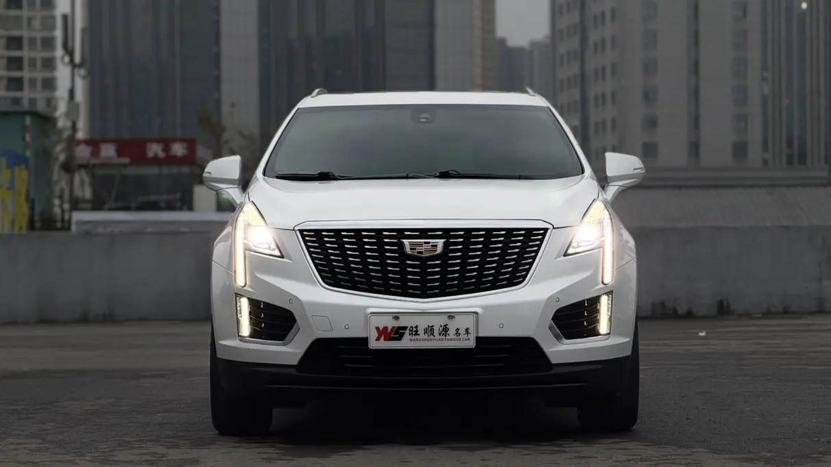 Cadillac XT5  из Китая