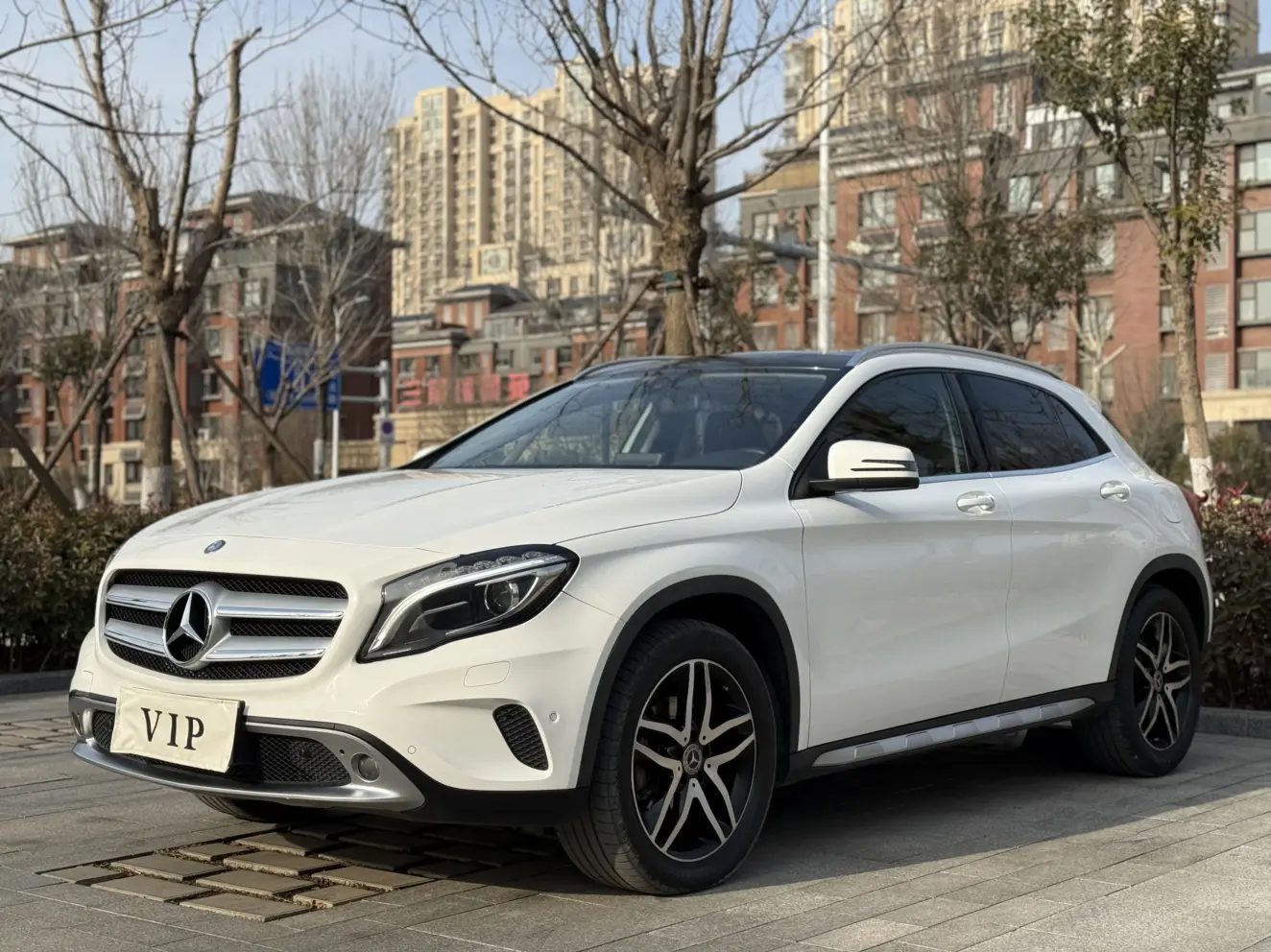 Mercedes-Benz GLA  из Китая
