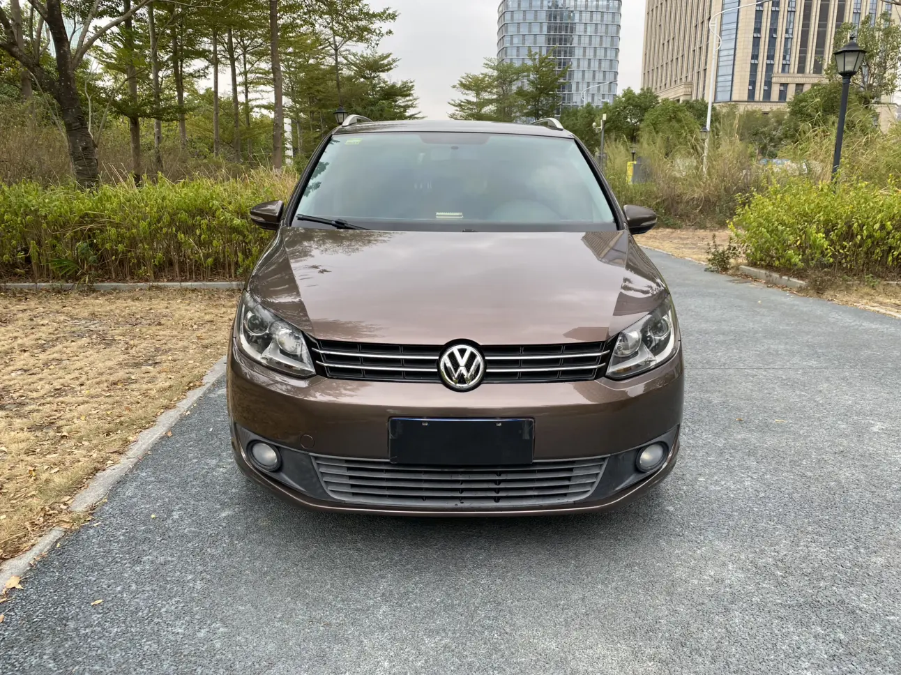 Volkswagen Touran  из Китая