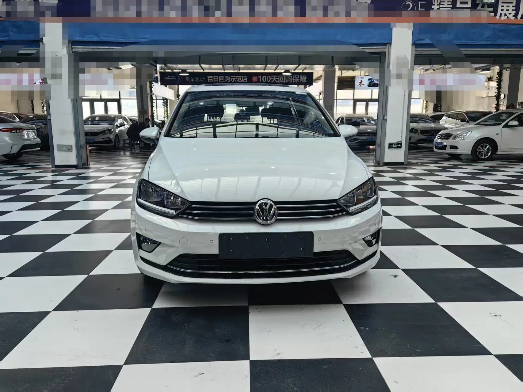 Volkswagen Golf·Jialu  из Китая