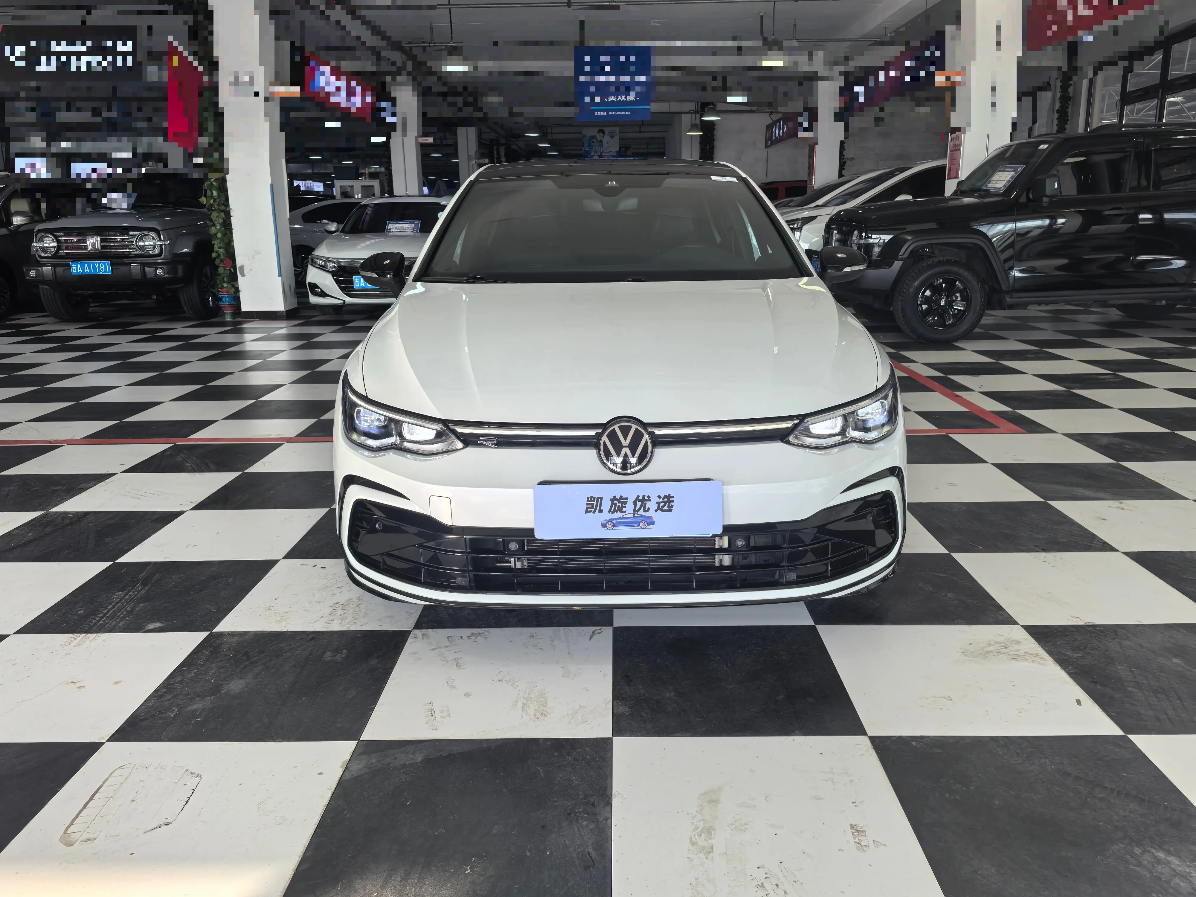 Volkswagen Golf  из Китая