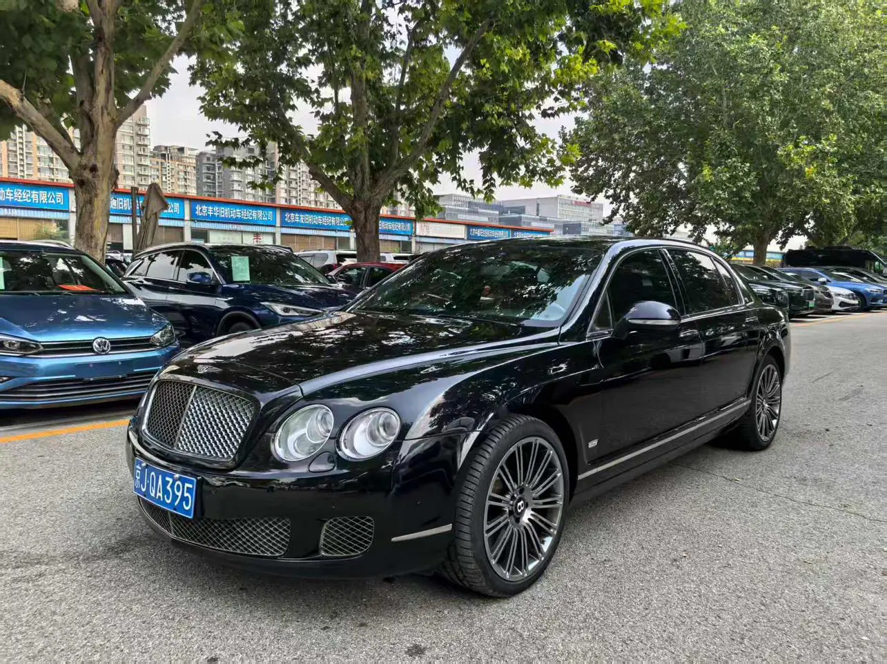 Bentley Galloping  из Китая