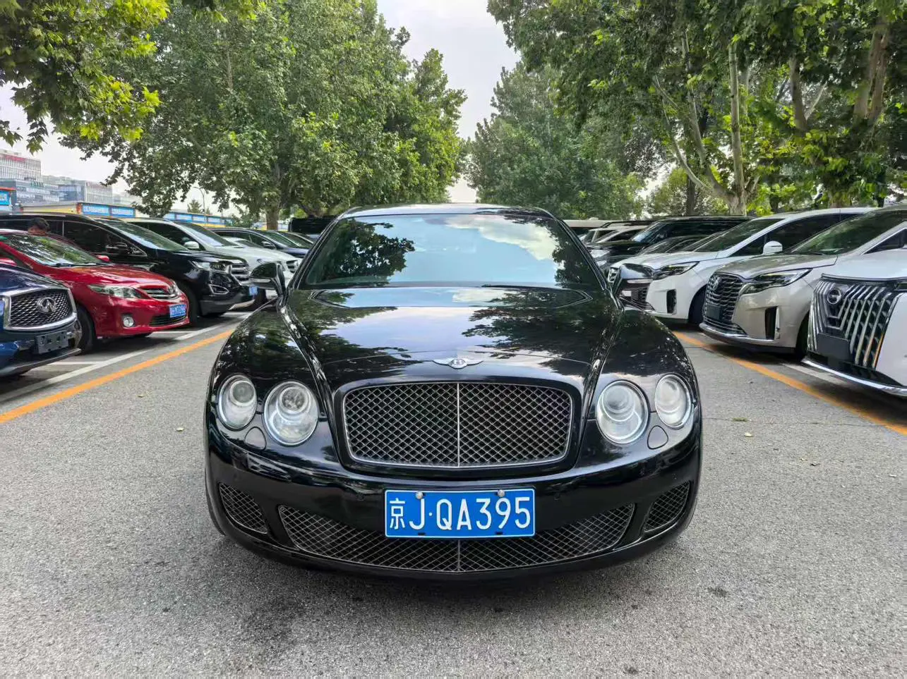 Bentley Galloping  из Китая