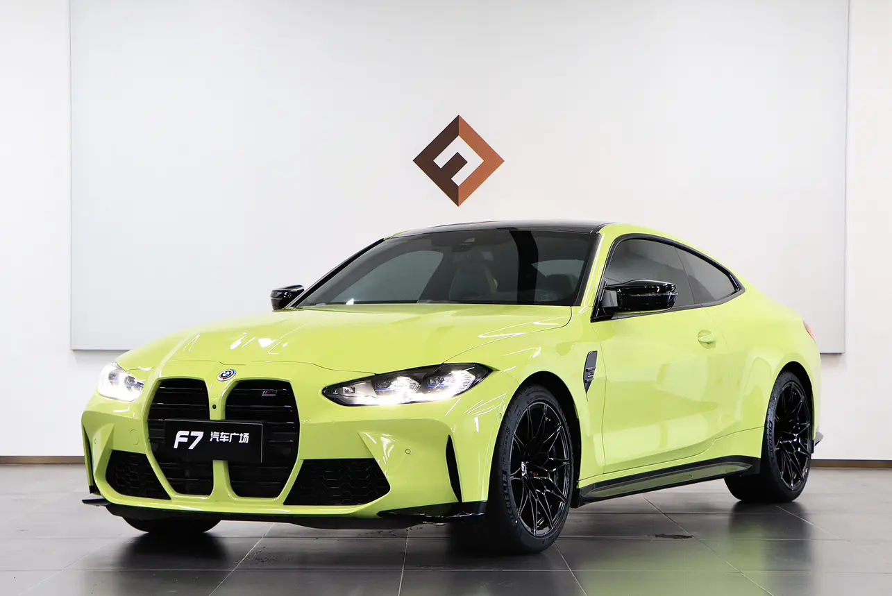 BMW M4  из Китая