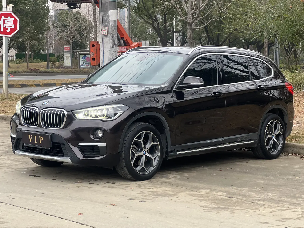 BMW X1  из Китая