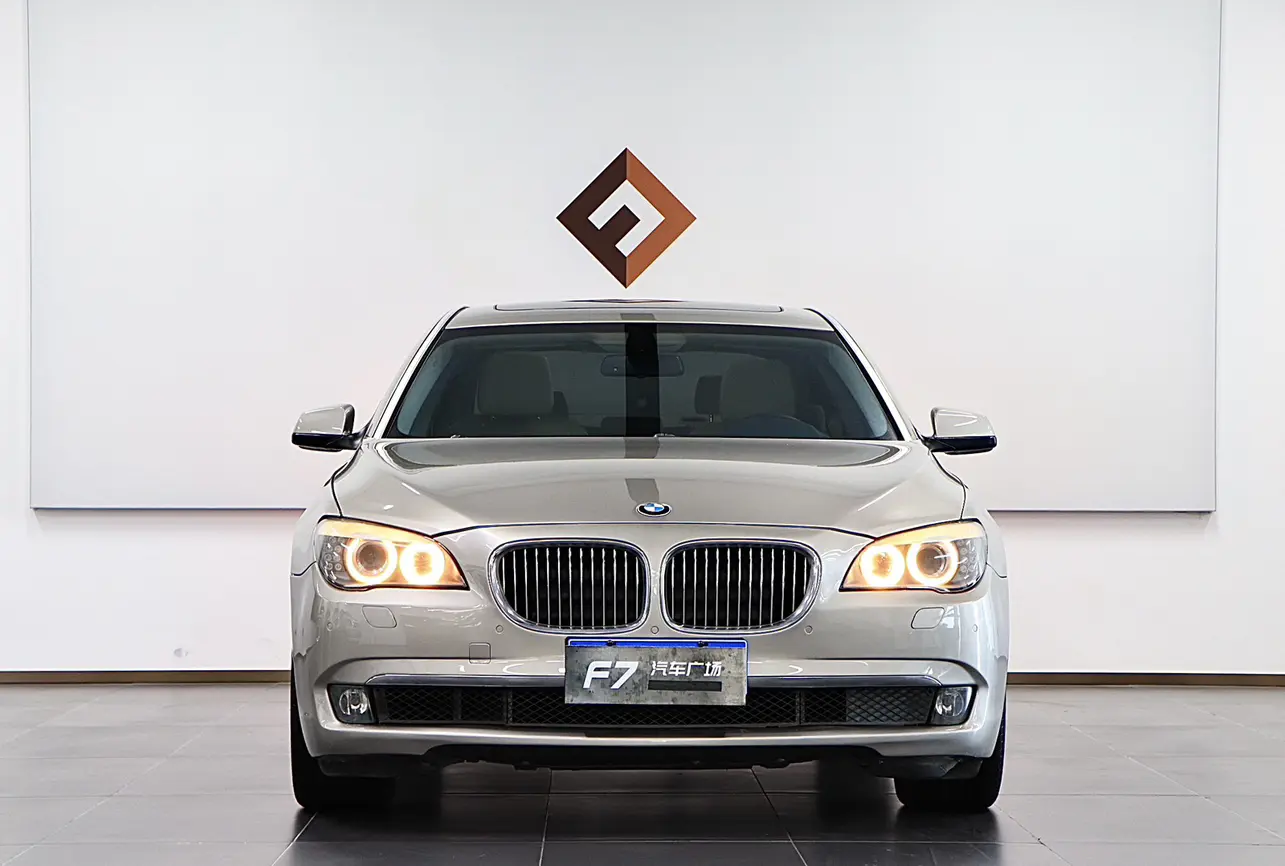 BMW 7 Series  из Китая