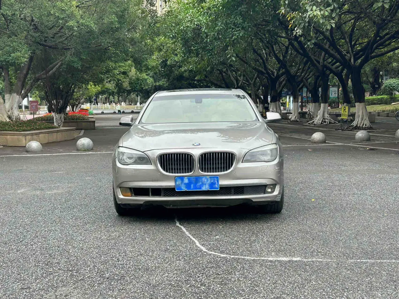 BMW 7 Series  из Китая