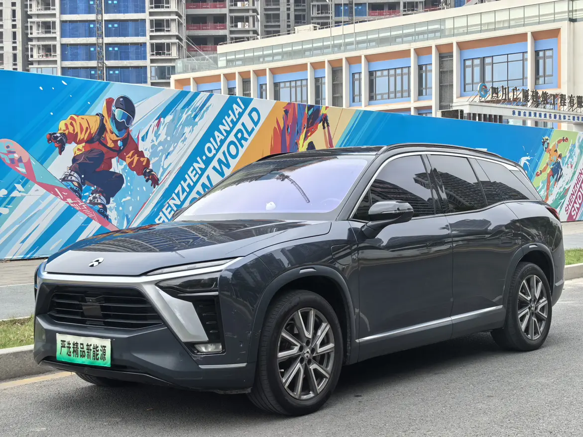 NIO ES8  из Китая