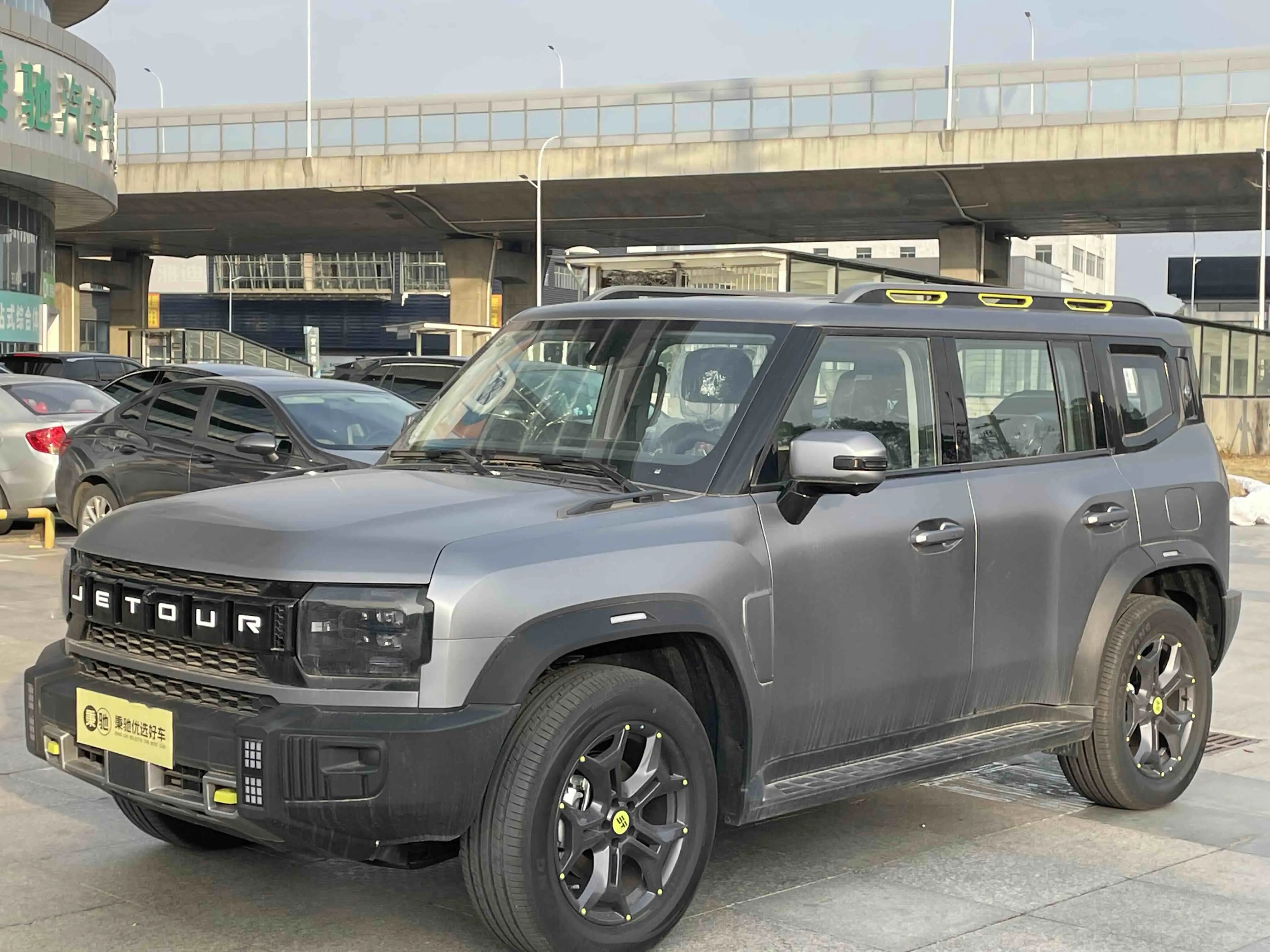 Jietu Shanhai Jetour Traveler C-DM  из Китая