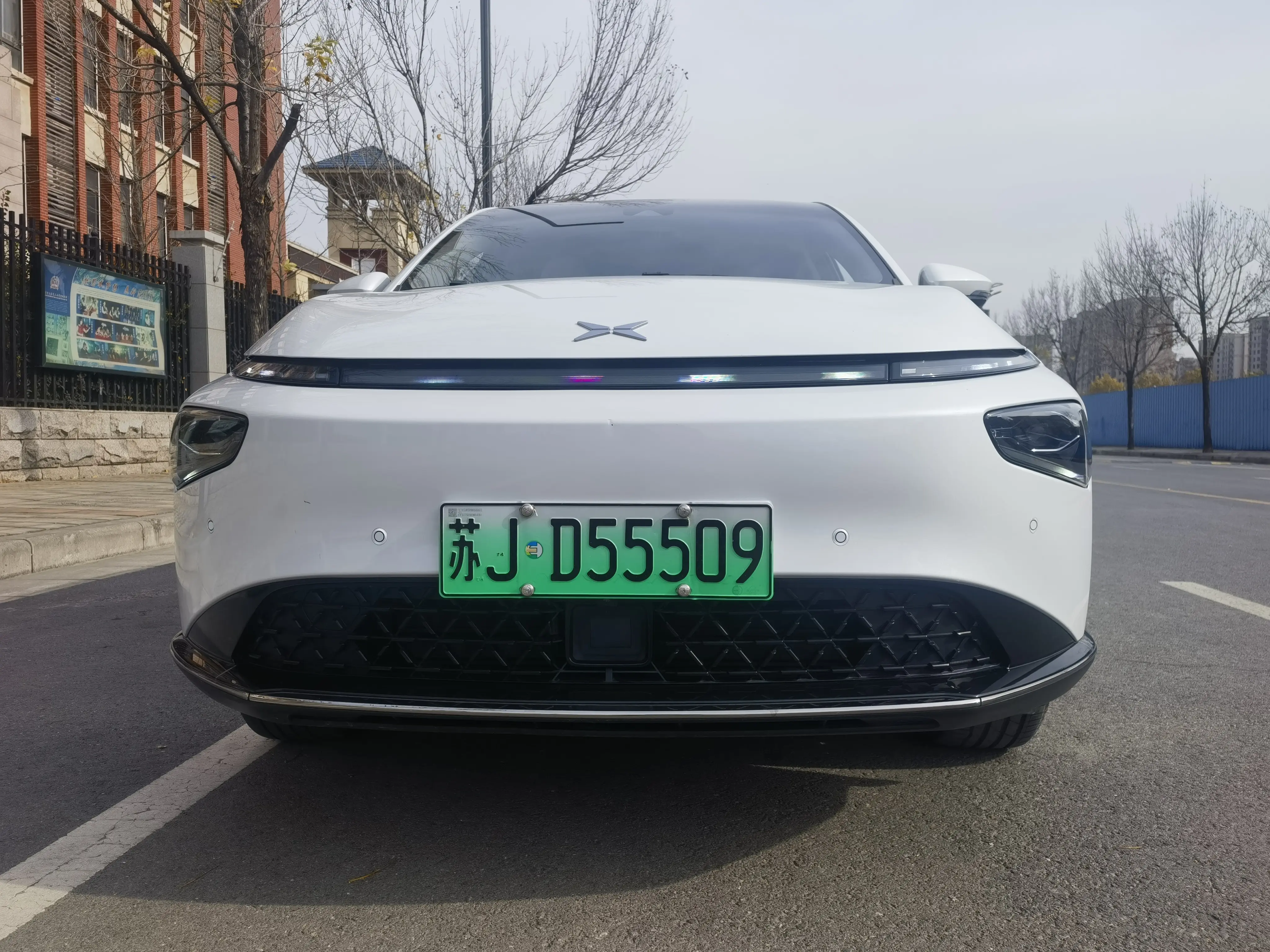 Xpeng G3  из Китая