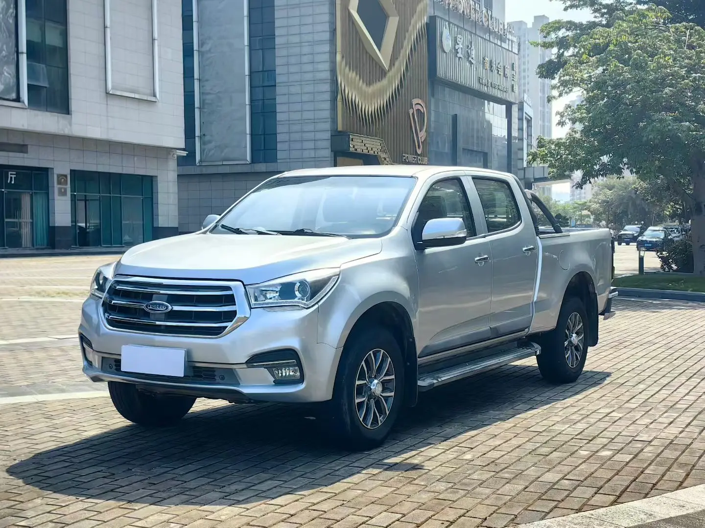 Isuzu TAGA Daka  из Китая