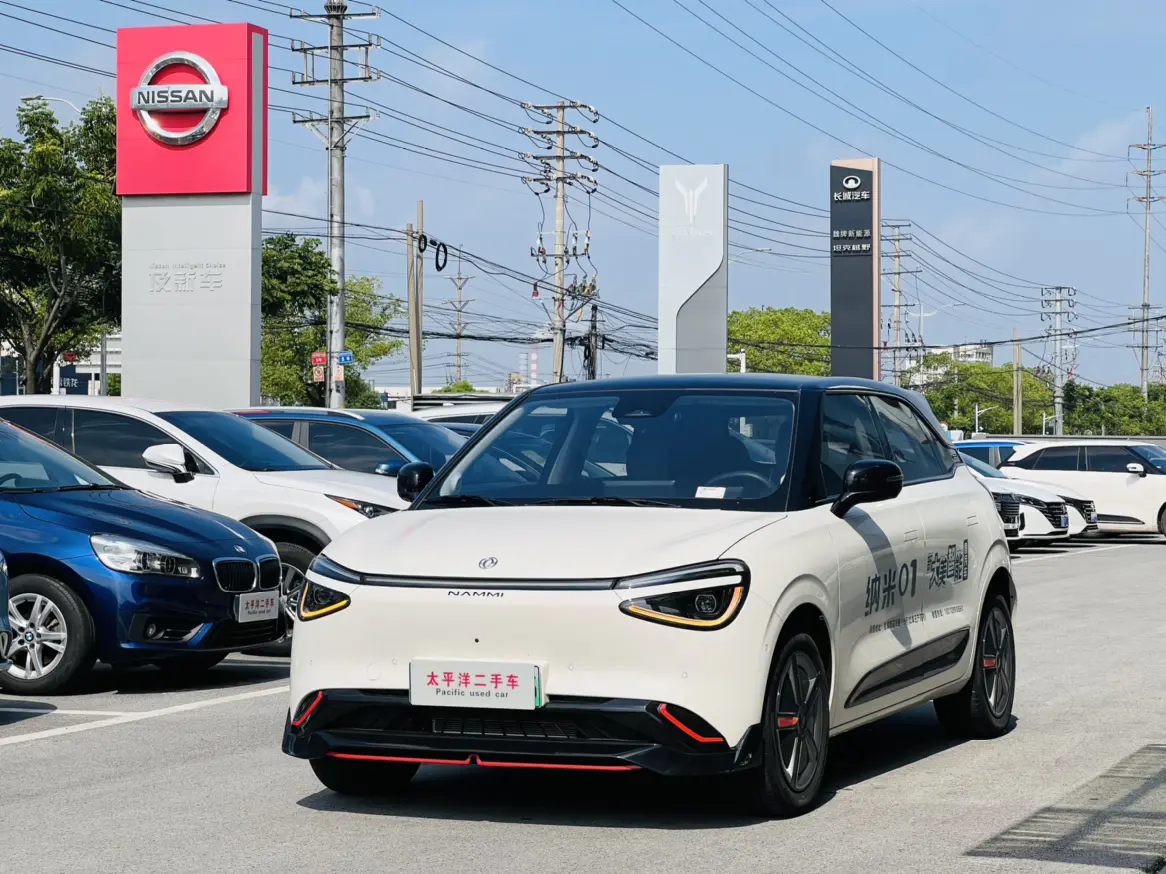 Dongfeng Nano 01  из Китая