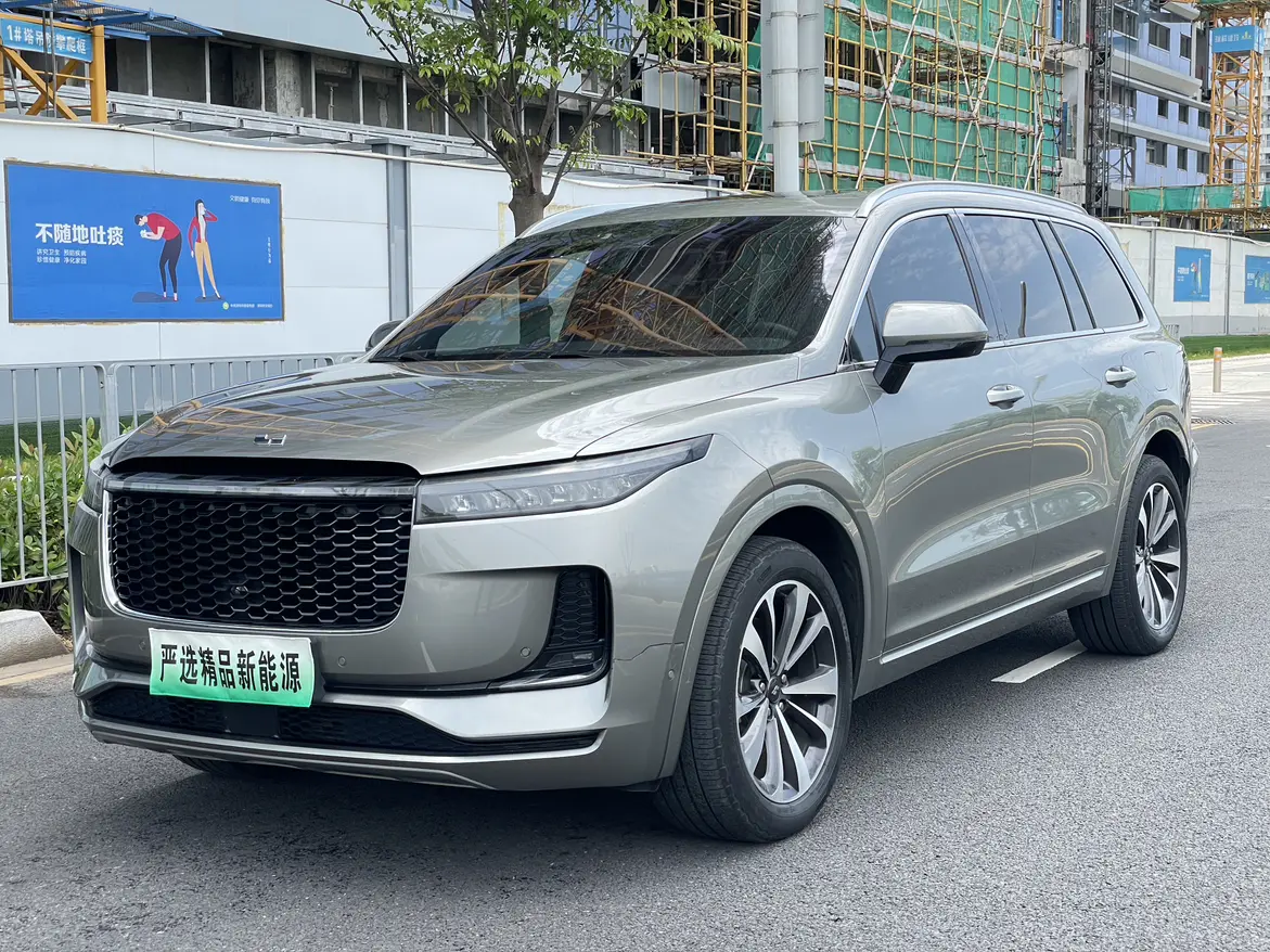 Li ONE (Ideal ONE)  из Китая